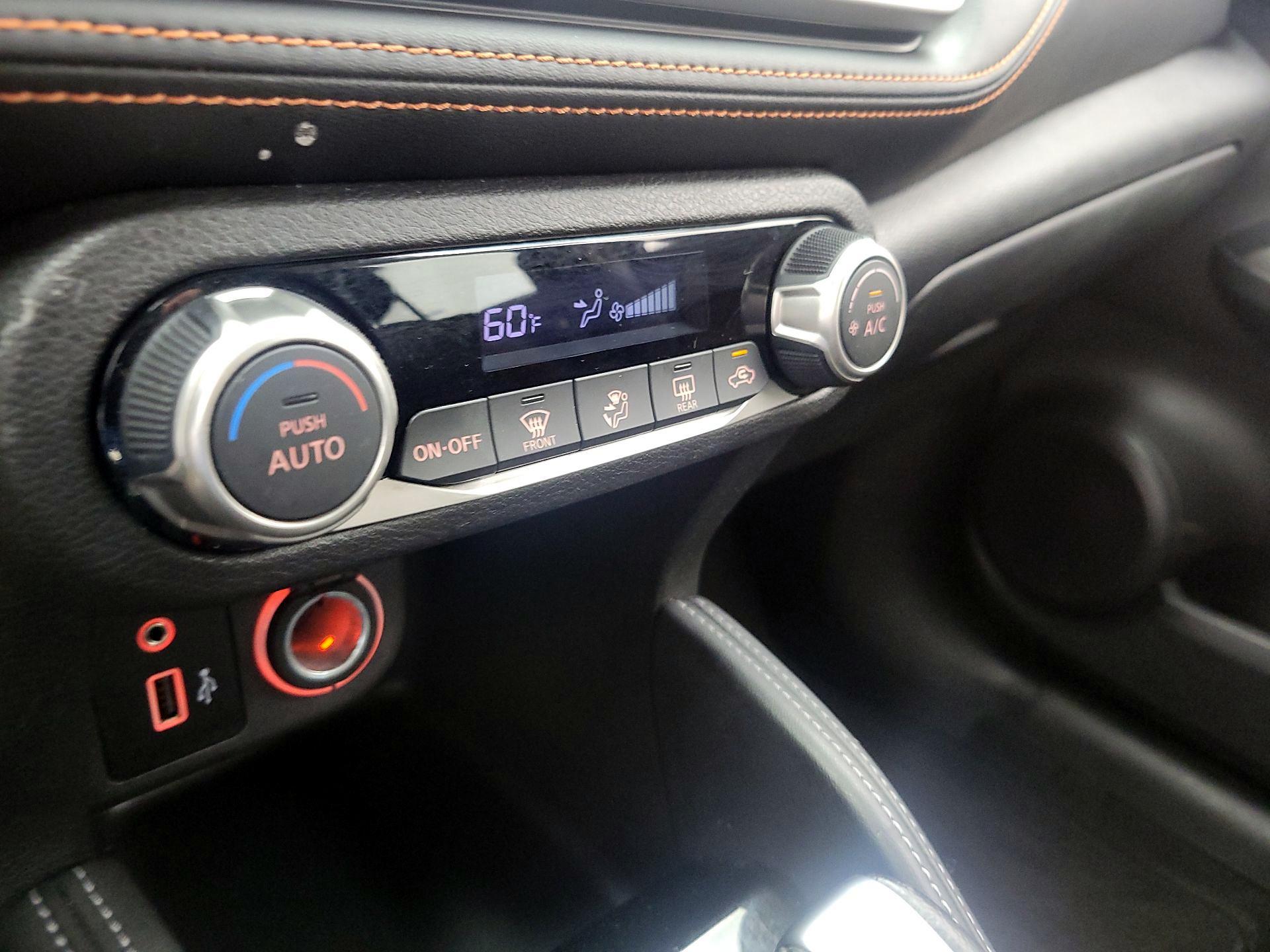 Thumbnail: 2018 Nissan Kicks - 15