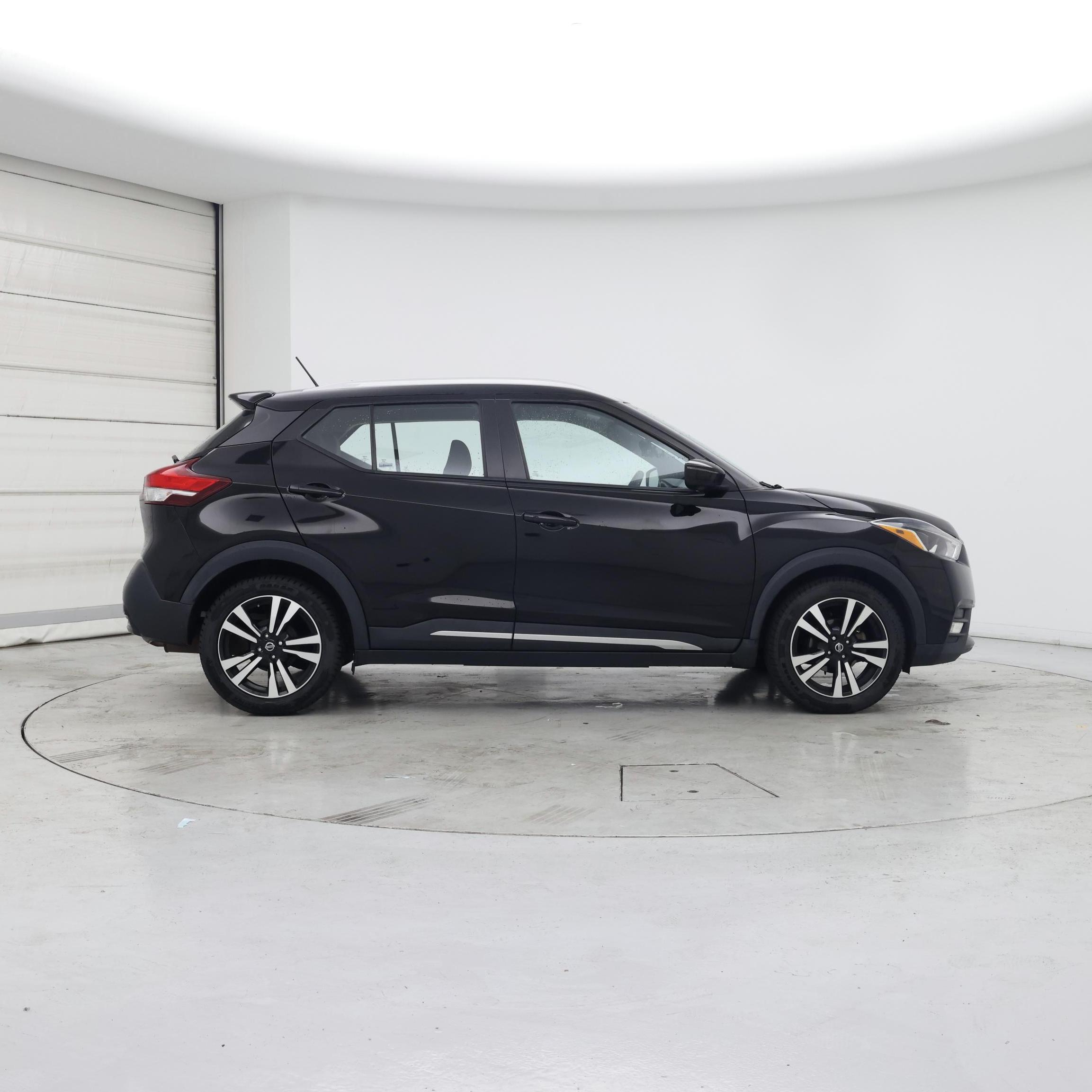 Thumbnail: 2018 Nissan Kicks - 7