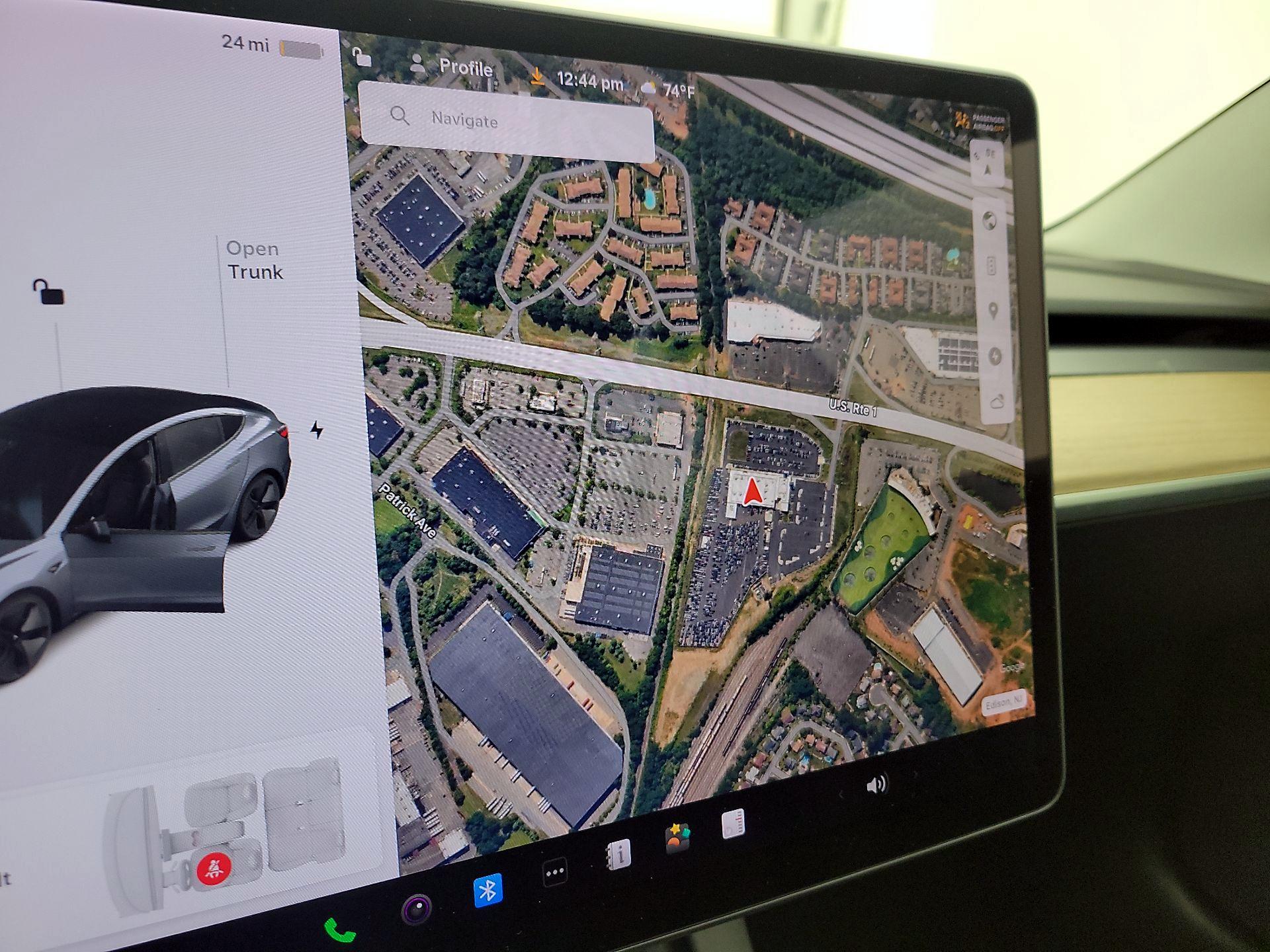 Thumbnail: 2021 Tesla Model 3 - 14