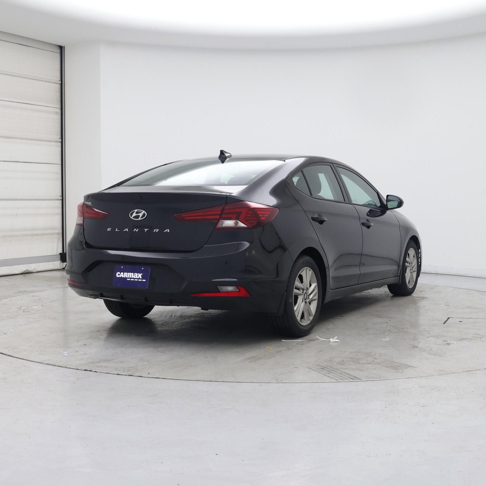 Thumbnail: 2020 Hyundai Elantra - 8