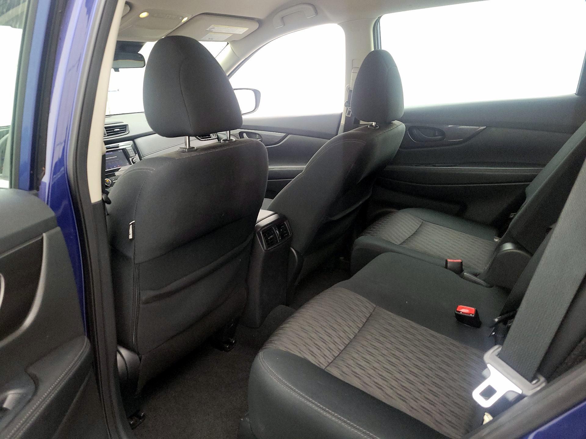 Thumbnail: 2019 Nissan Rogue - 19