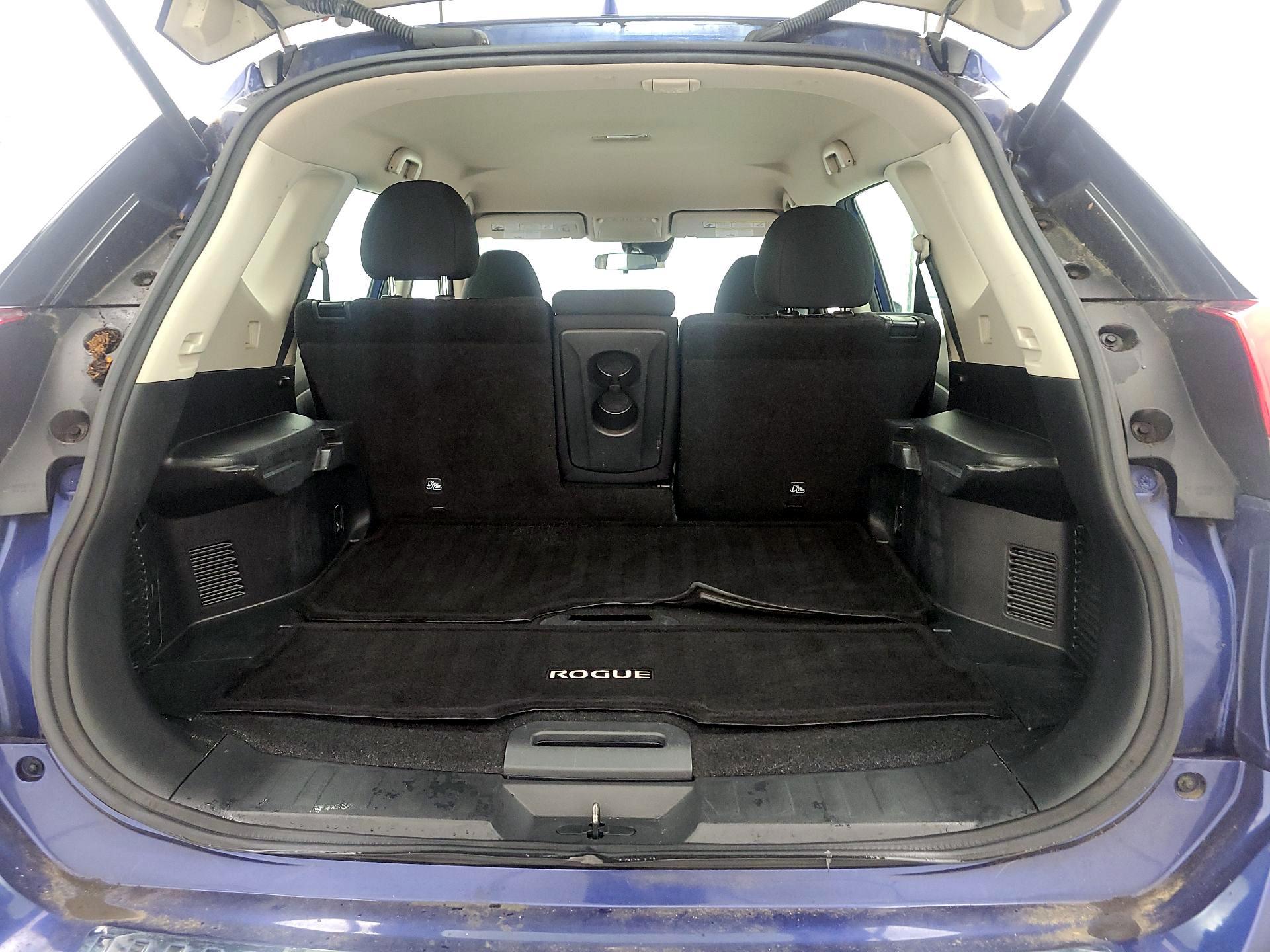 Thumbnail: 2019 Nissan Rogue - 20