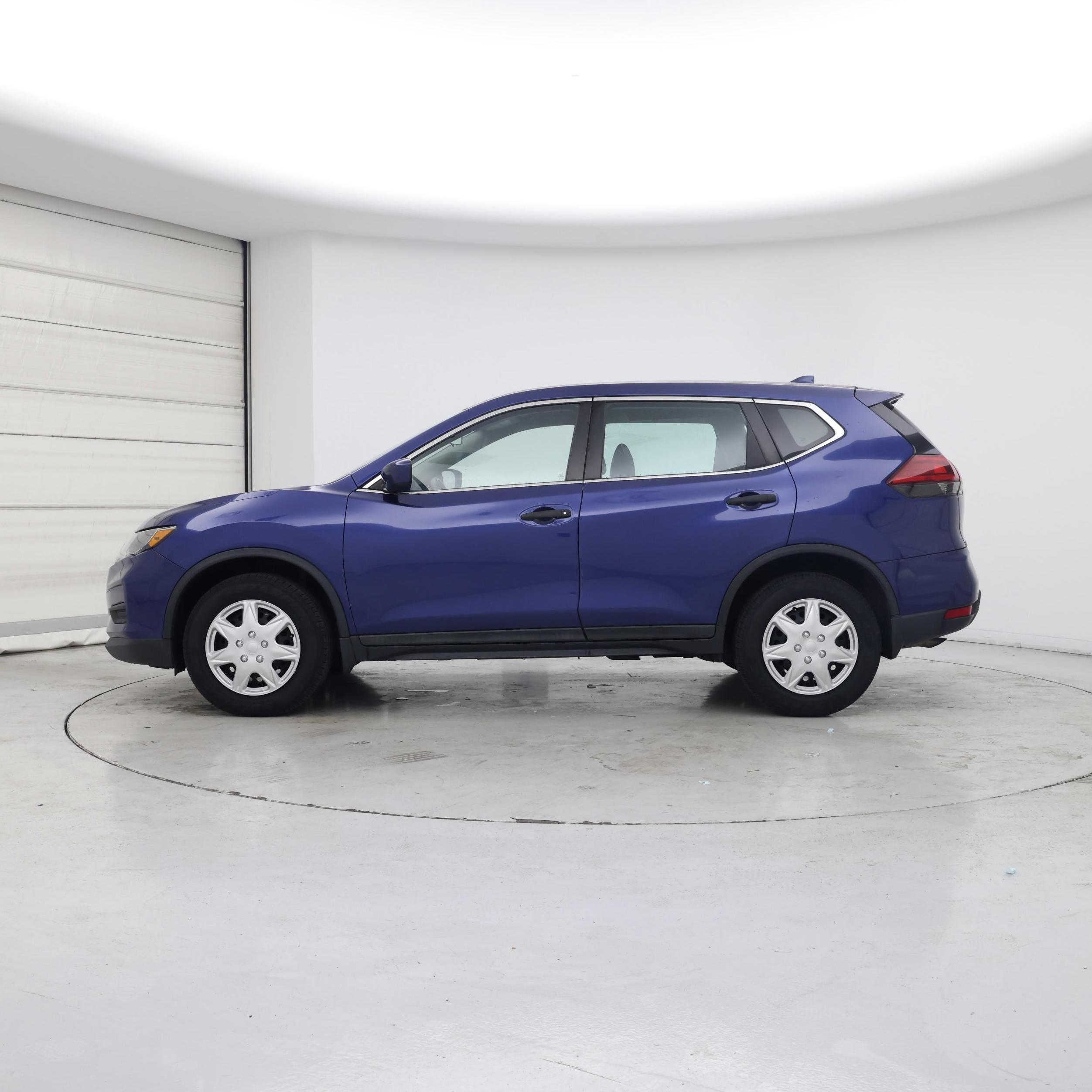 Thumbnail: 2019 Nissan Rogue - 3