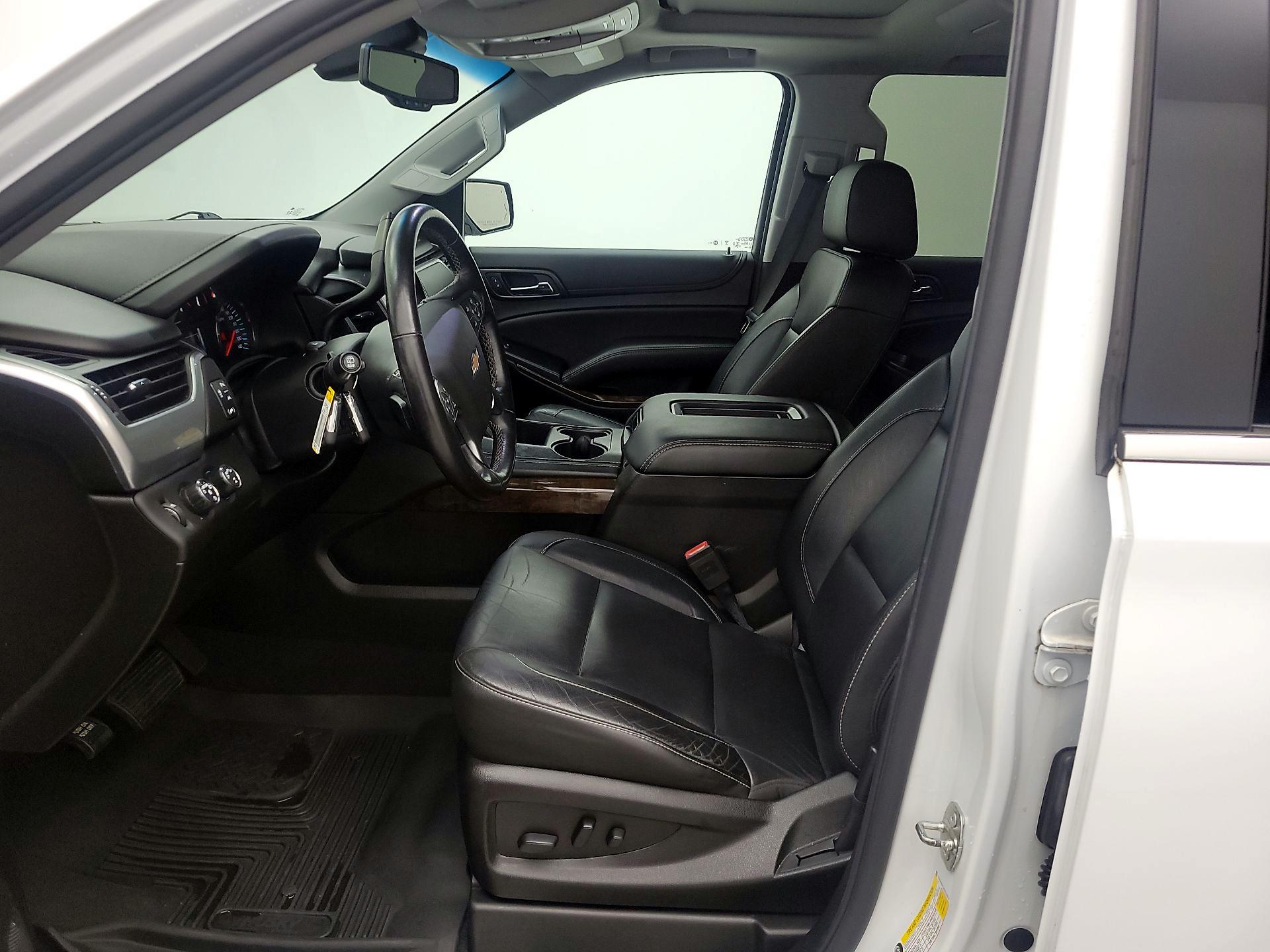 Thumbnail: 2019 Chevrolet Tahoe - 11