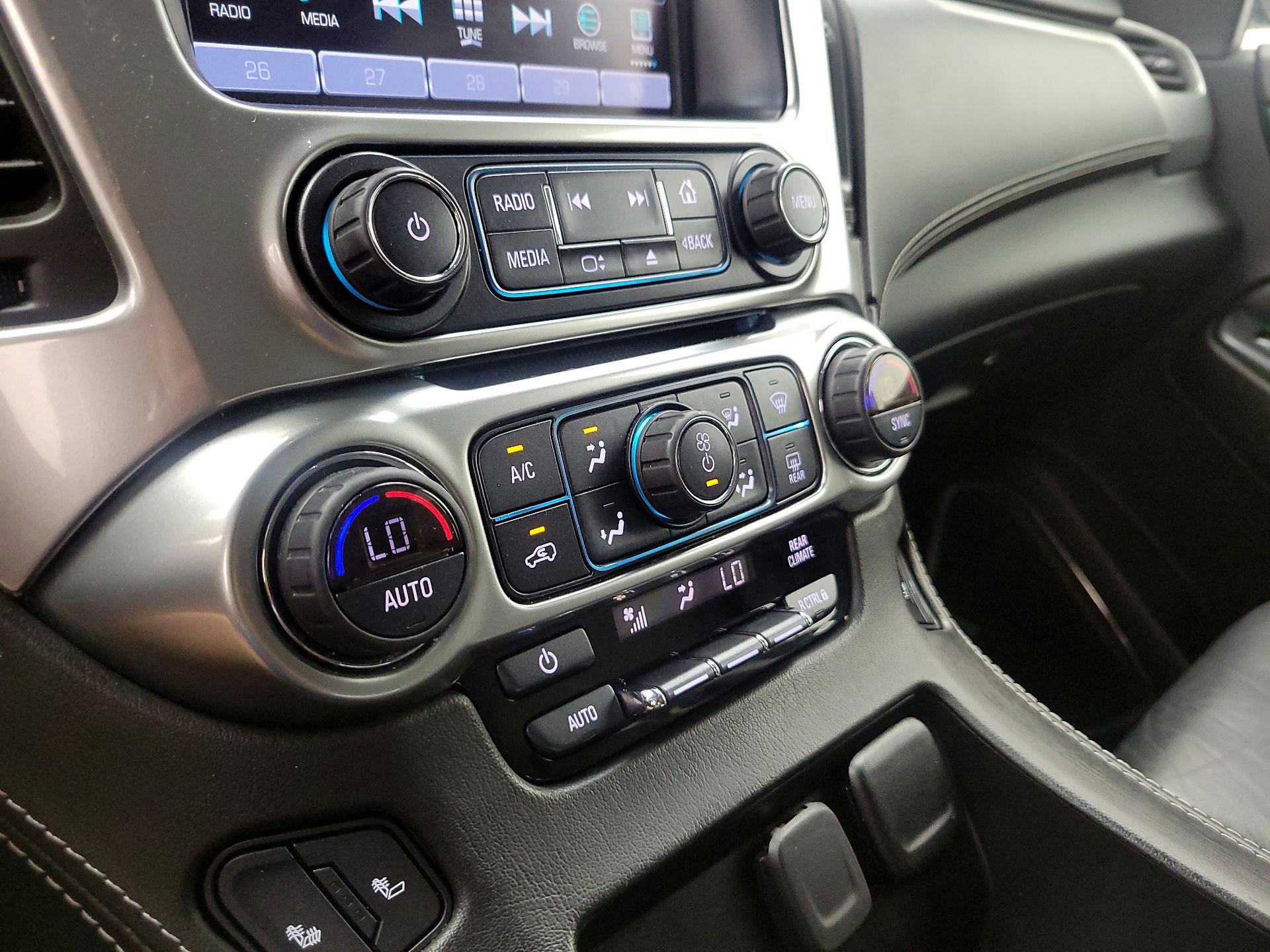 Thumbnail: 2019 Chevrolet Tahoe - 16