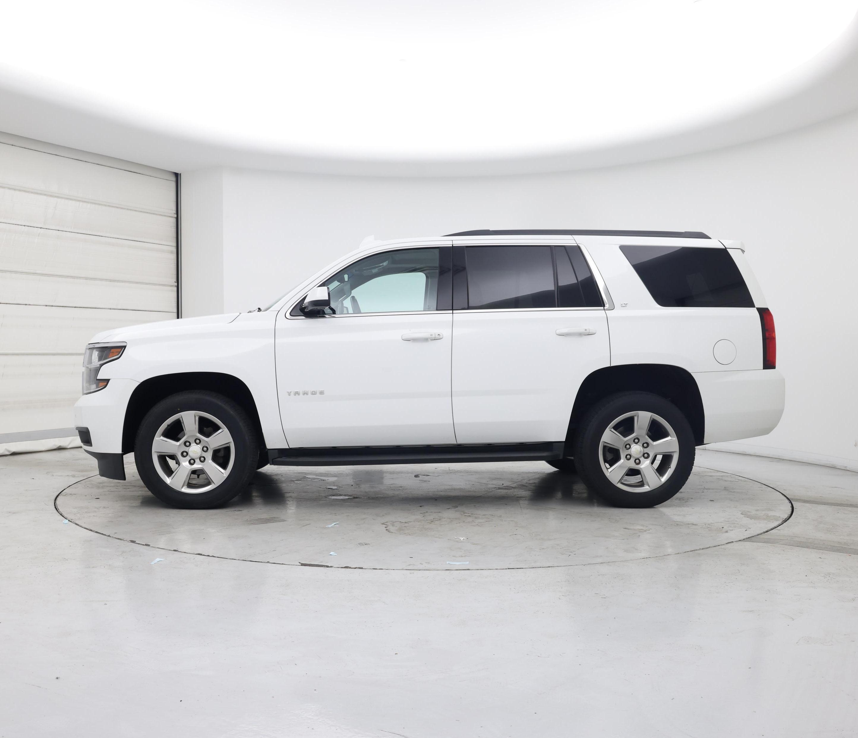 Thumbnail: 2019 Chevrolet Tahoe - 3