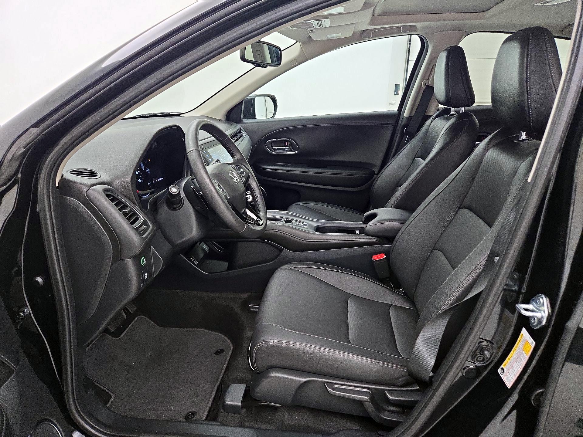 Thumbnail: 2022 Honda HR-V - 11