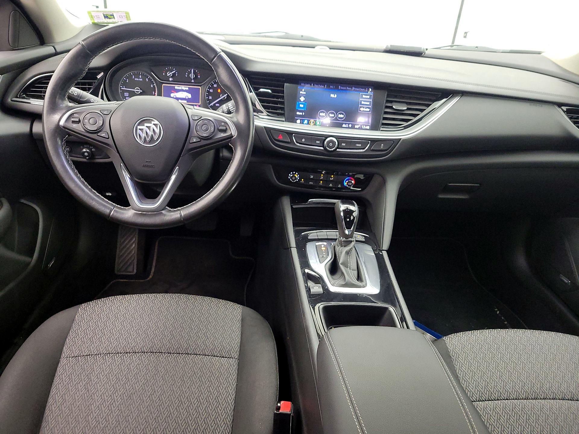 Thumbnail: 2019 Buick Regal - 9