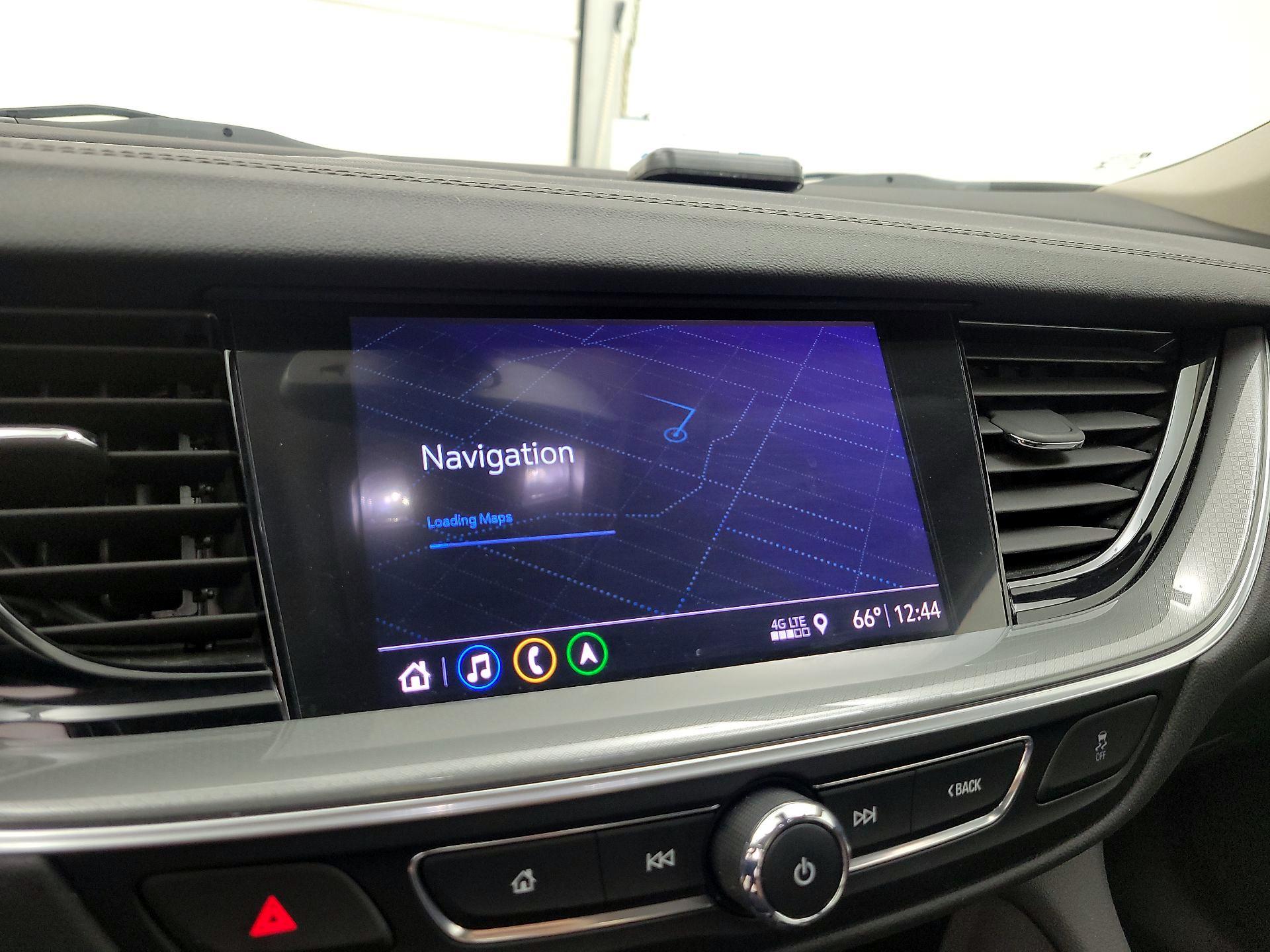Thumbnail: 2019 Buick Regal - 14