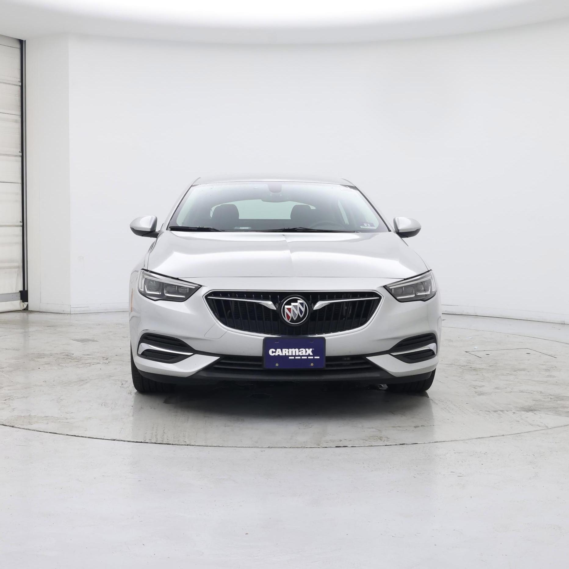 Thumbnail: 2019 Buick Regal - 5