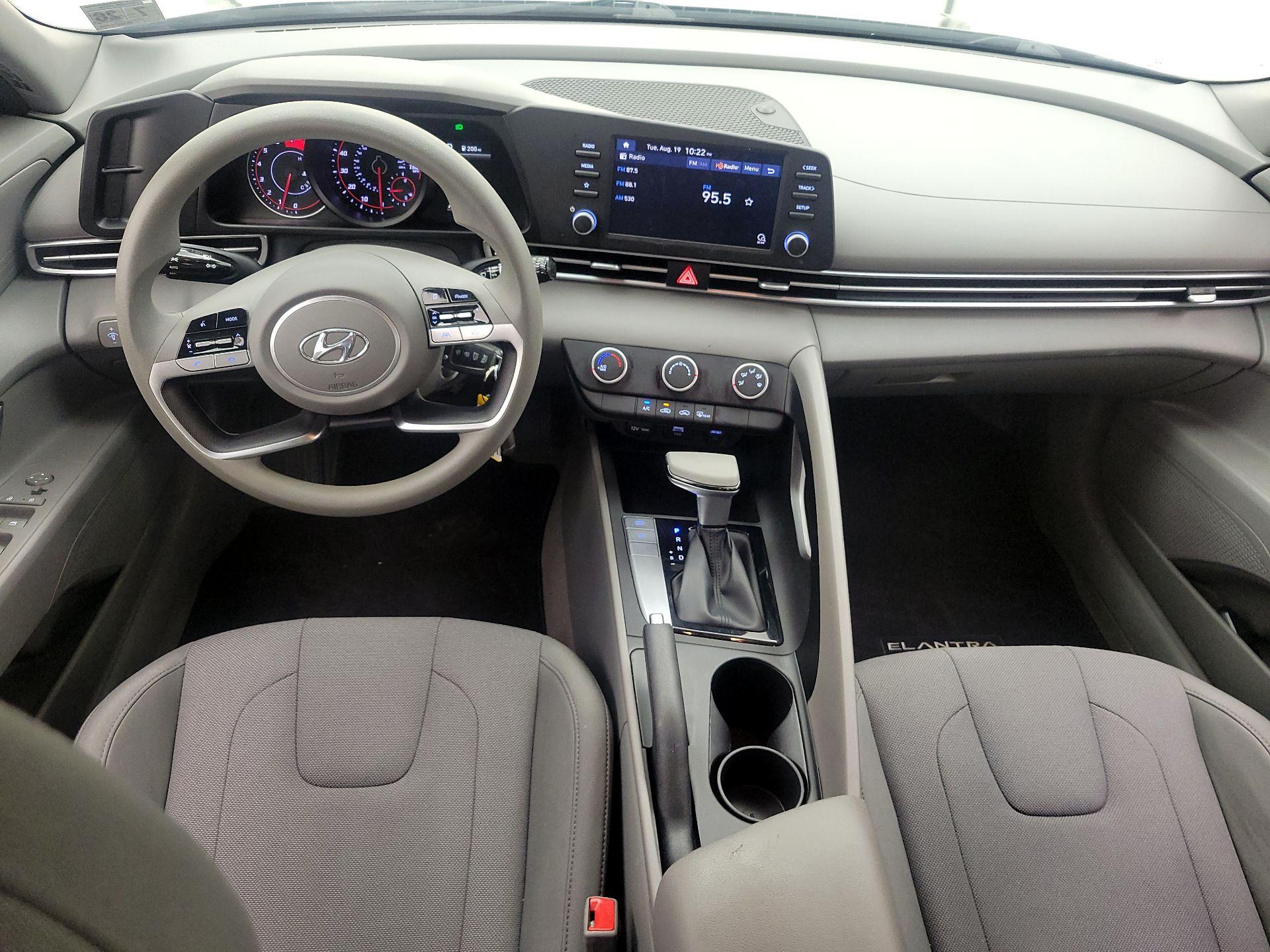 Thumbnail: 2021 Hyundai Elantra - 9