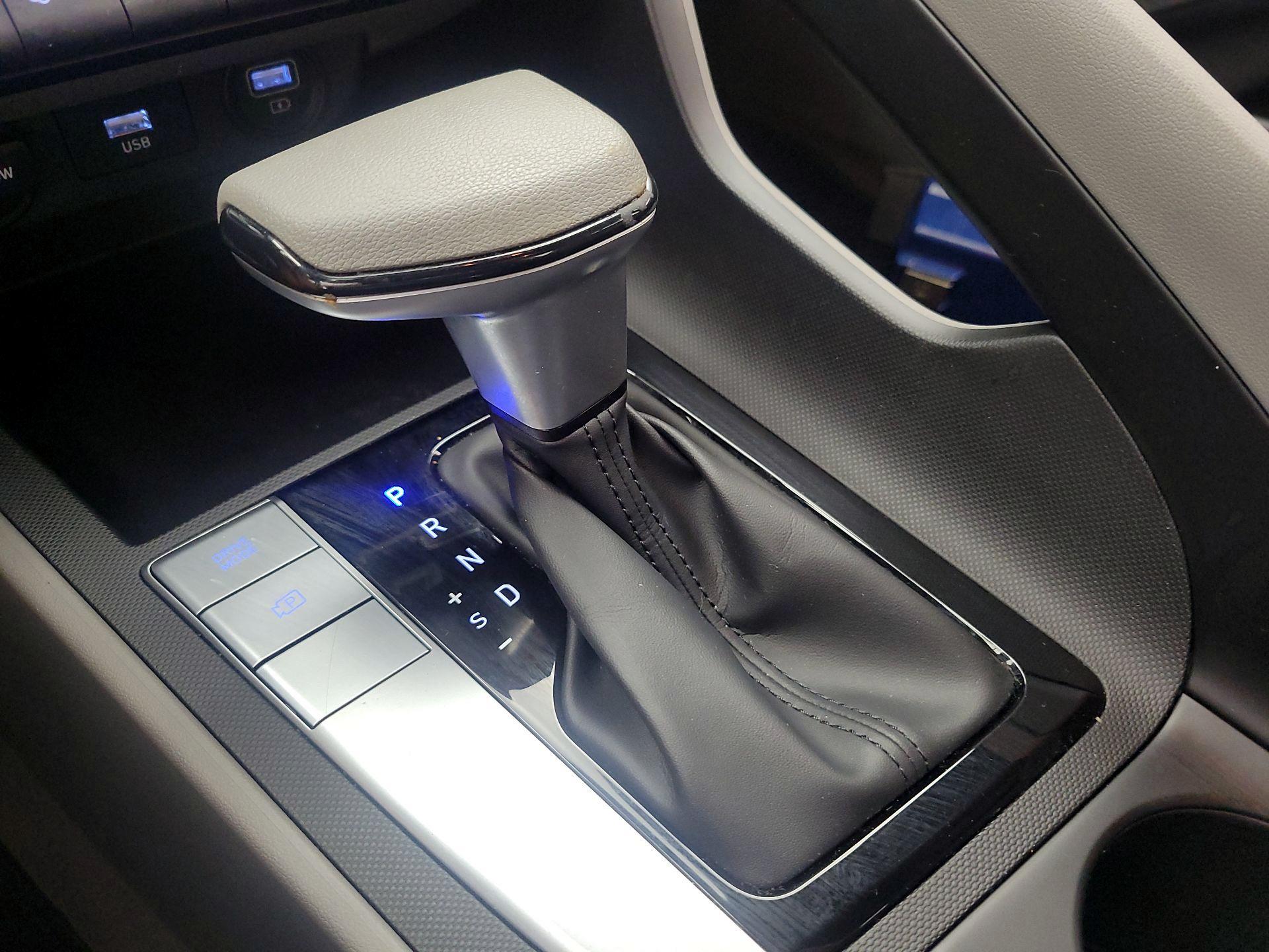 Thumbnail: 2021 Hyundai Elantra - 16