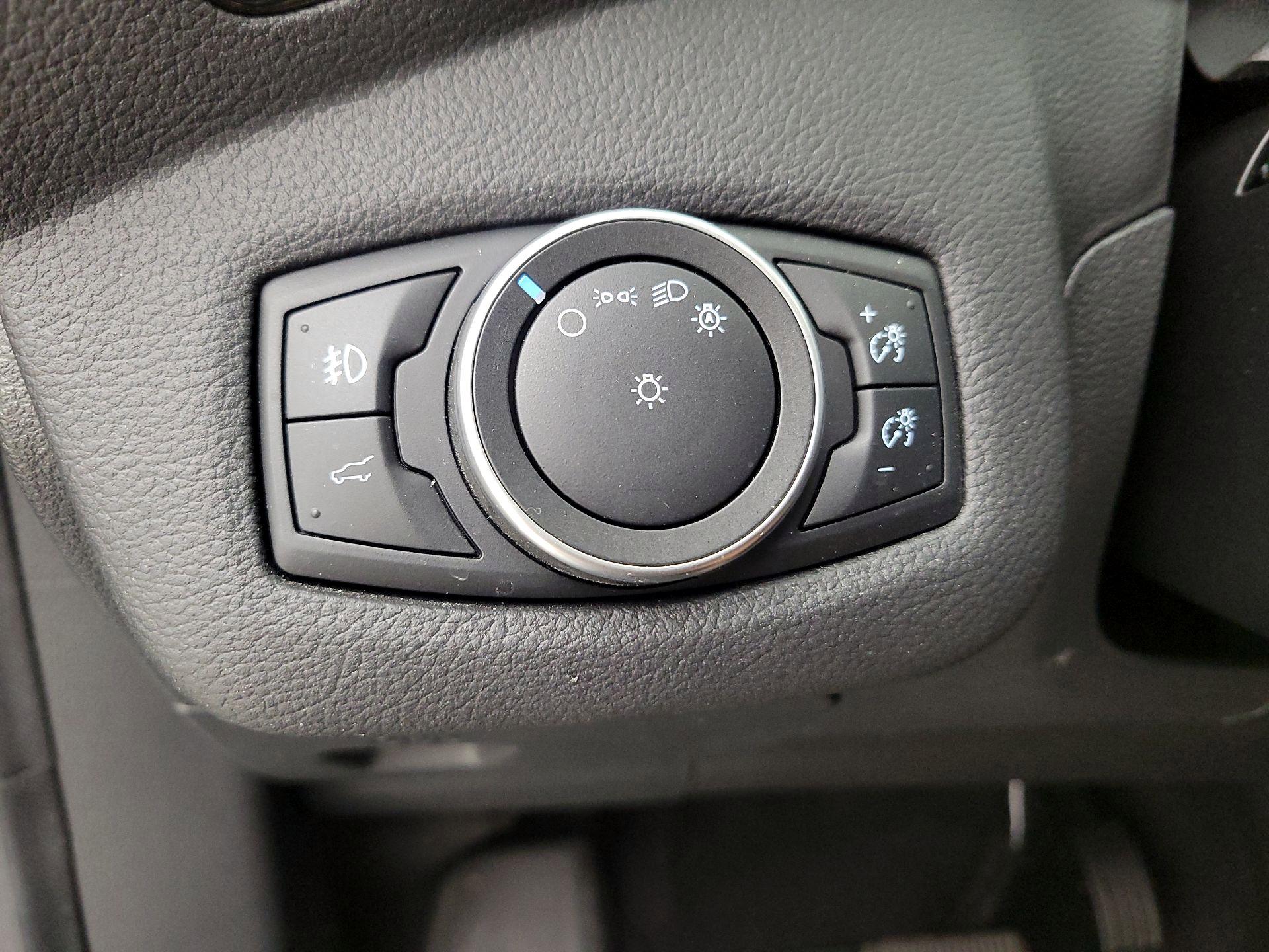 Thumbnail: 2018 Ford Escape - 13