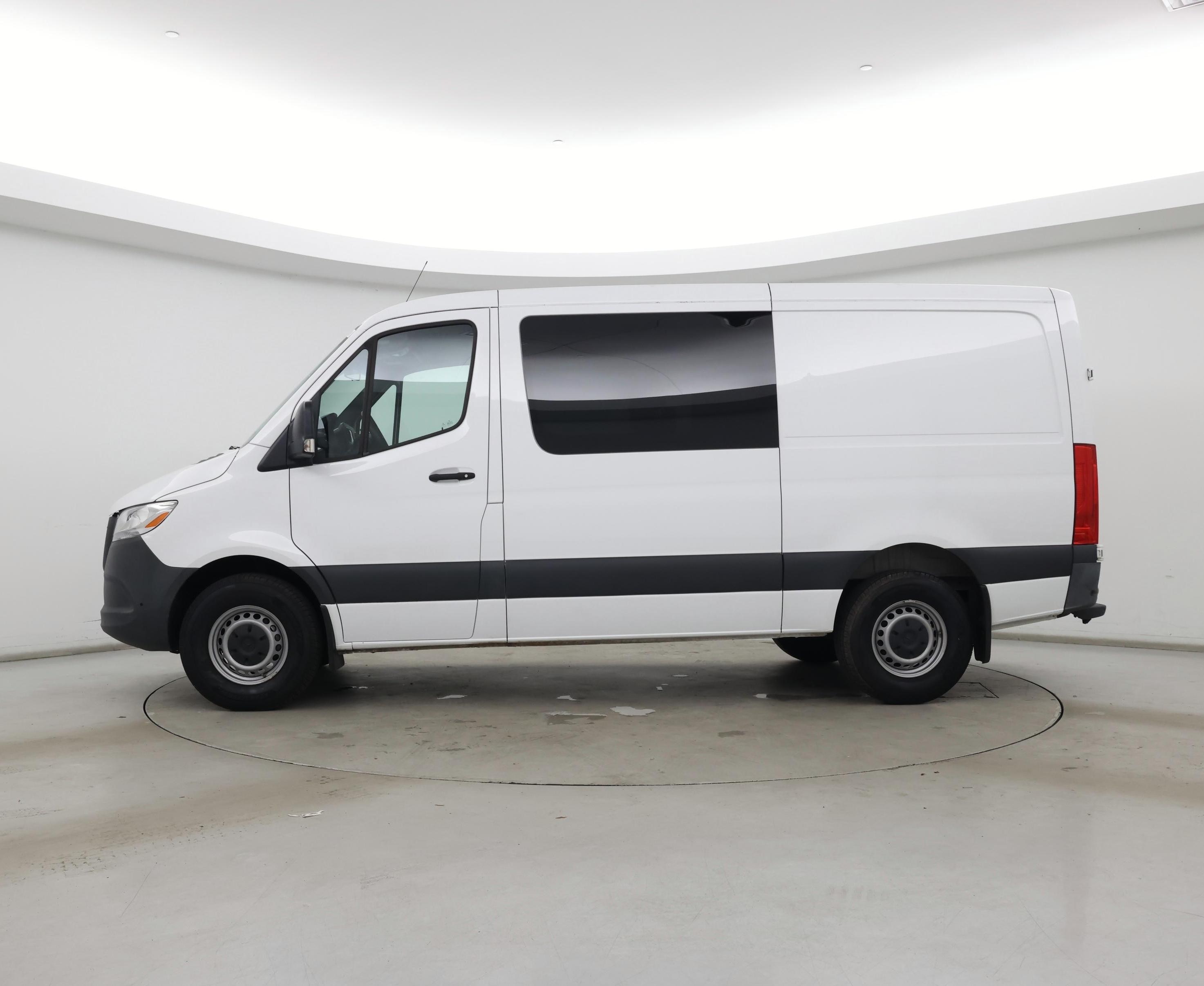 Thumbnail: 2022 Mercedes-Benz Sprinter - 3