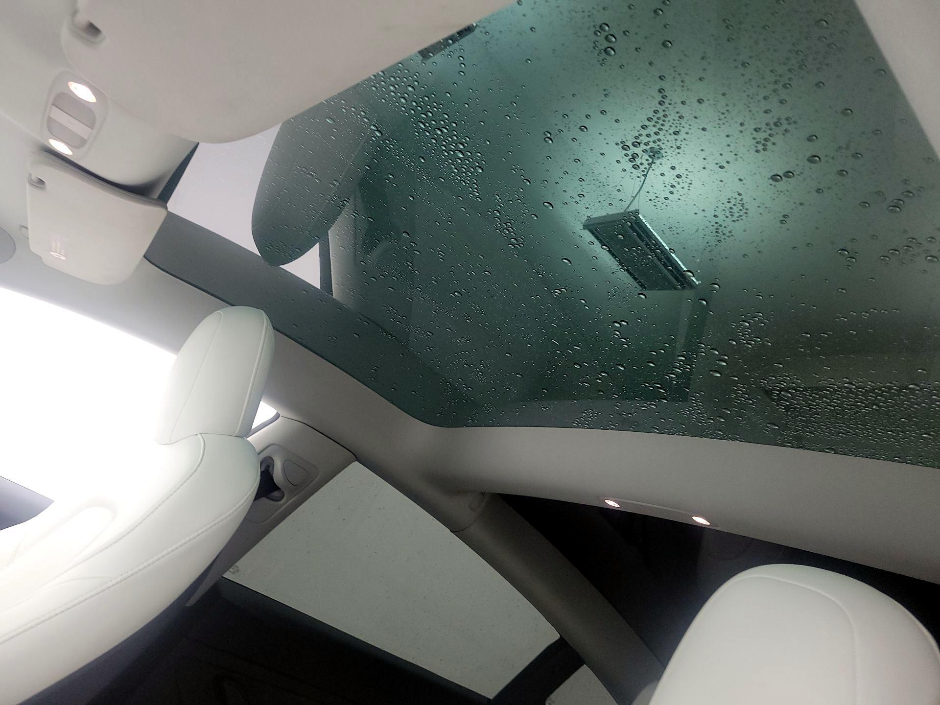Thumbnail: 2023 Tesla Model 3 - 17