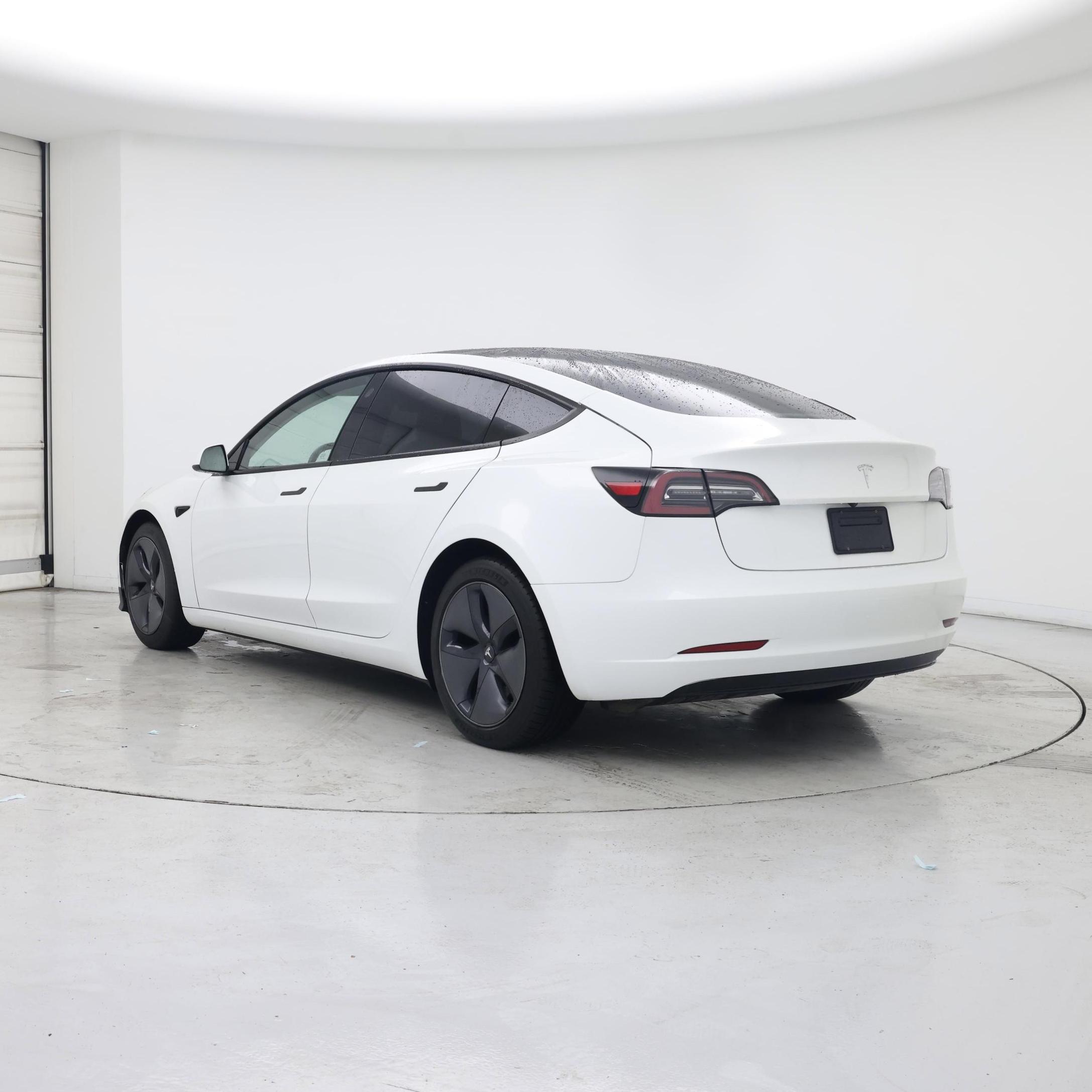 Thumbnail: 2023 Tesla Model 3 - 2