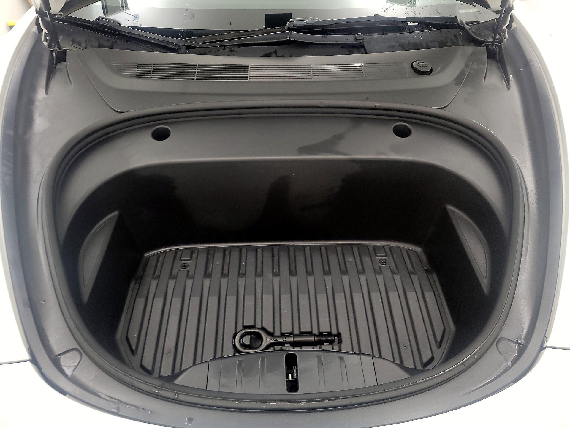 Thumbnail: 2023 Tesla Model 3 - 20