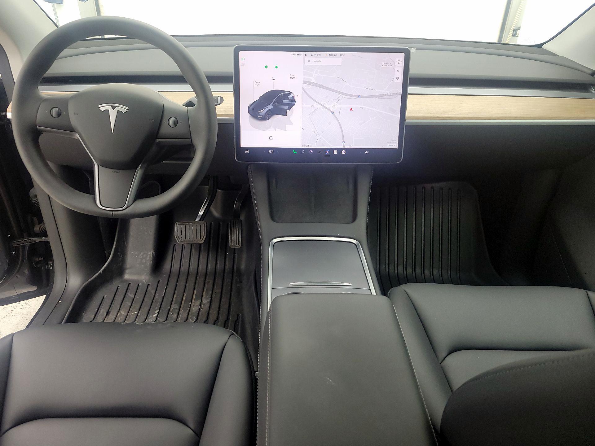 Thumbnail: 2025 Tesla Model Y - 9