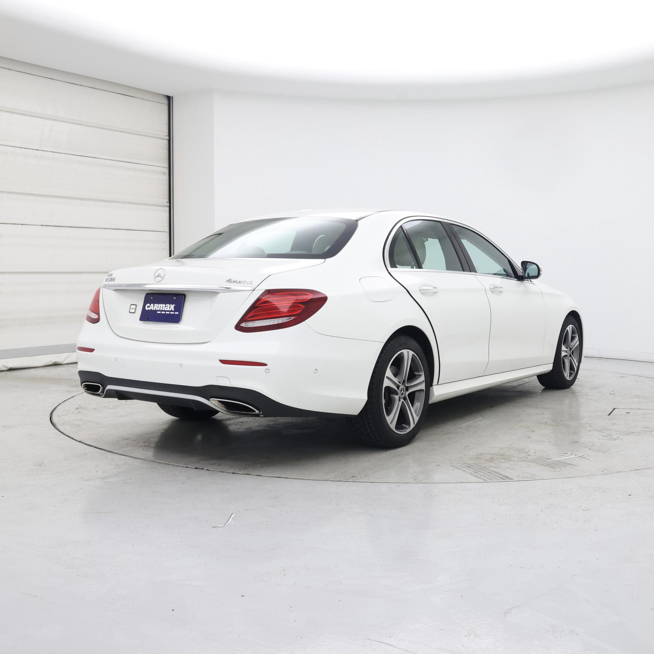 Thumbnail: 2018 Mercedes-Benz E-Class - 8