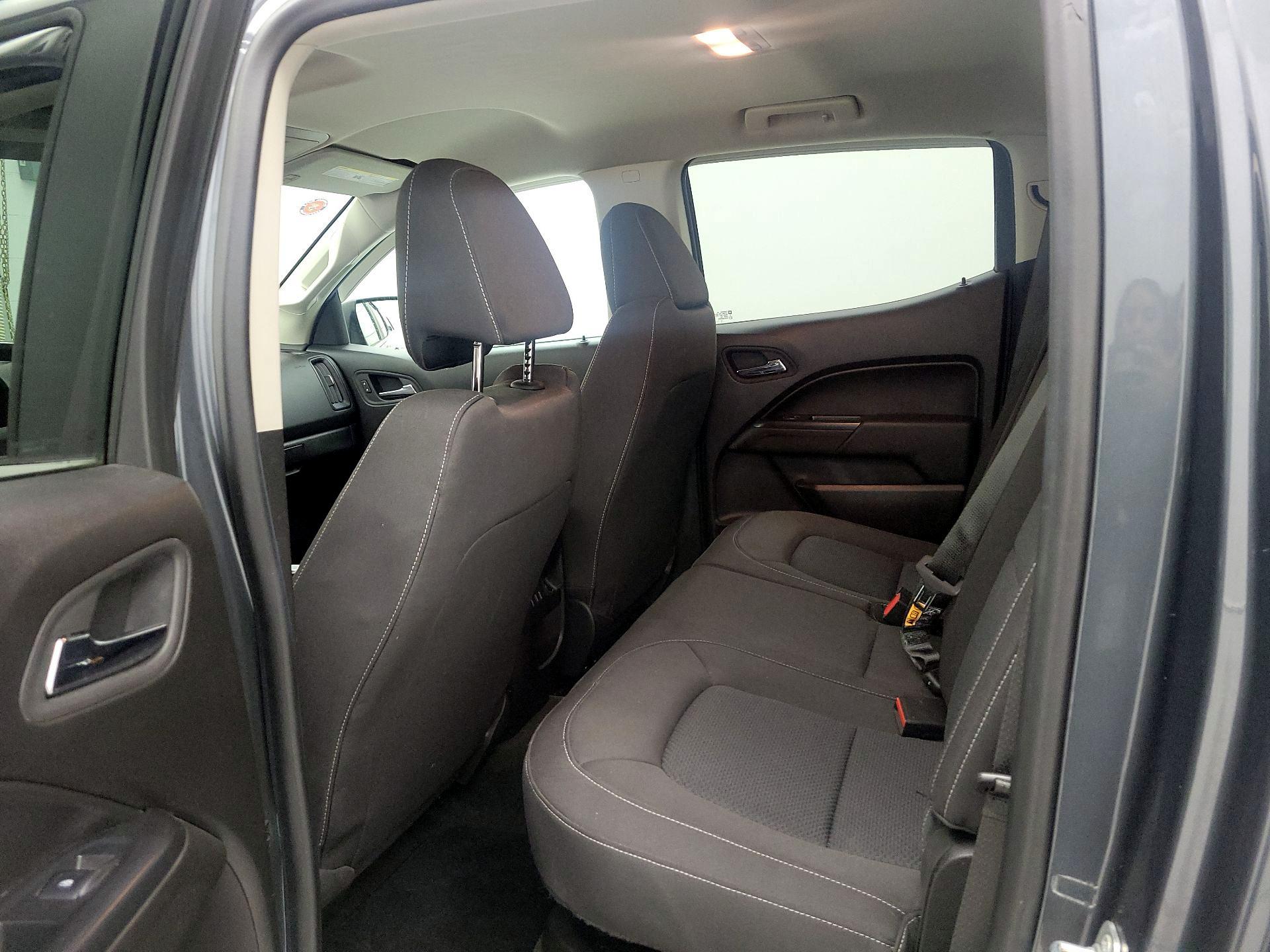 Thumbnail: 2016 Chevrolet Colorado - 19