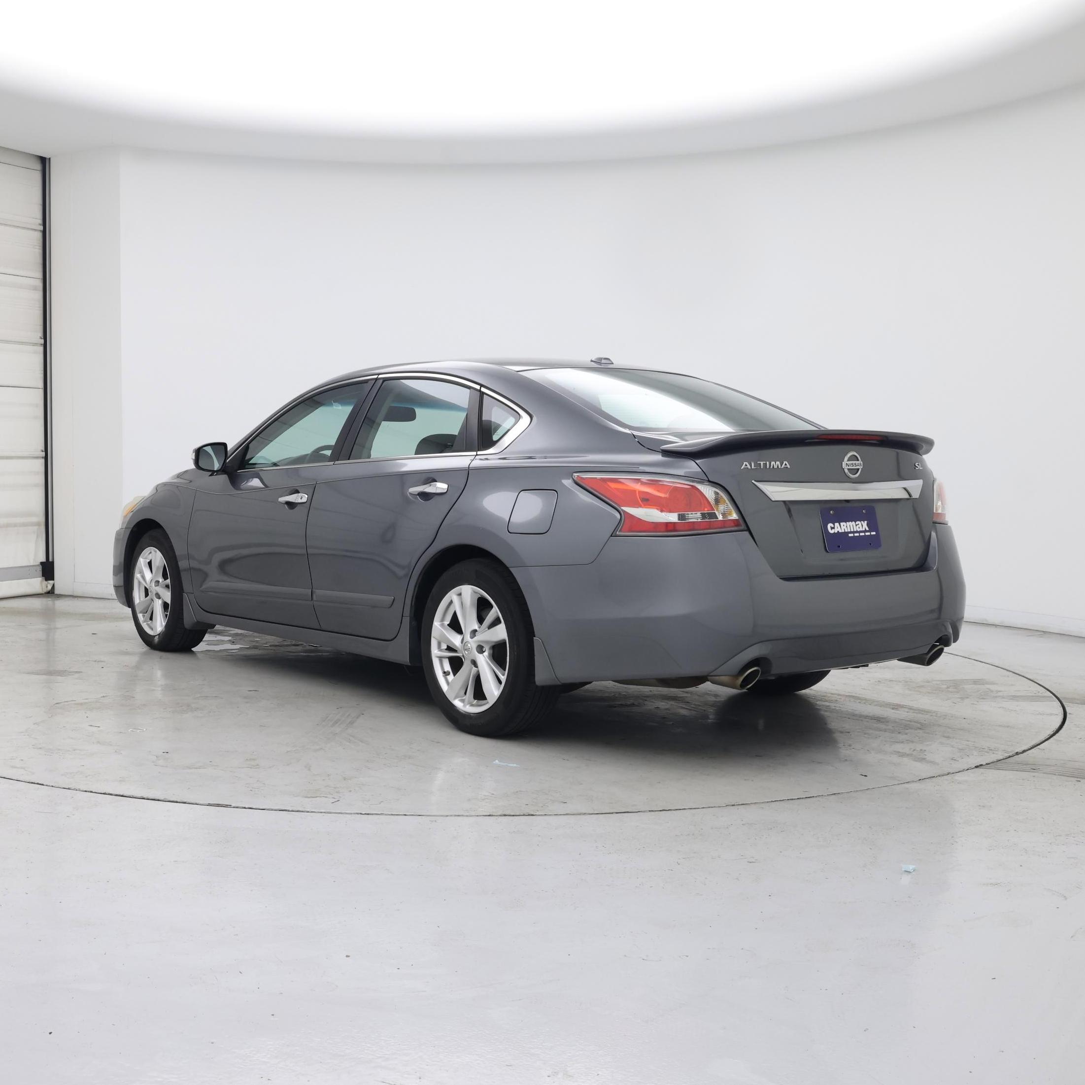 Thumbnail: 2015 Nissan Altima - 2