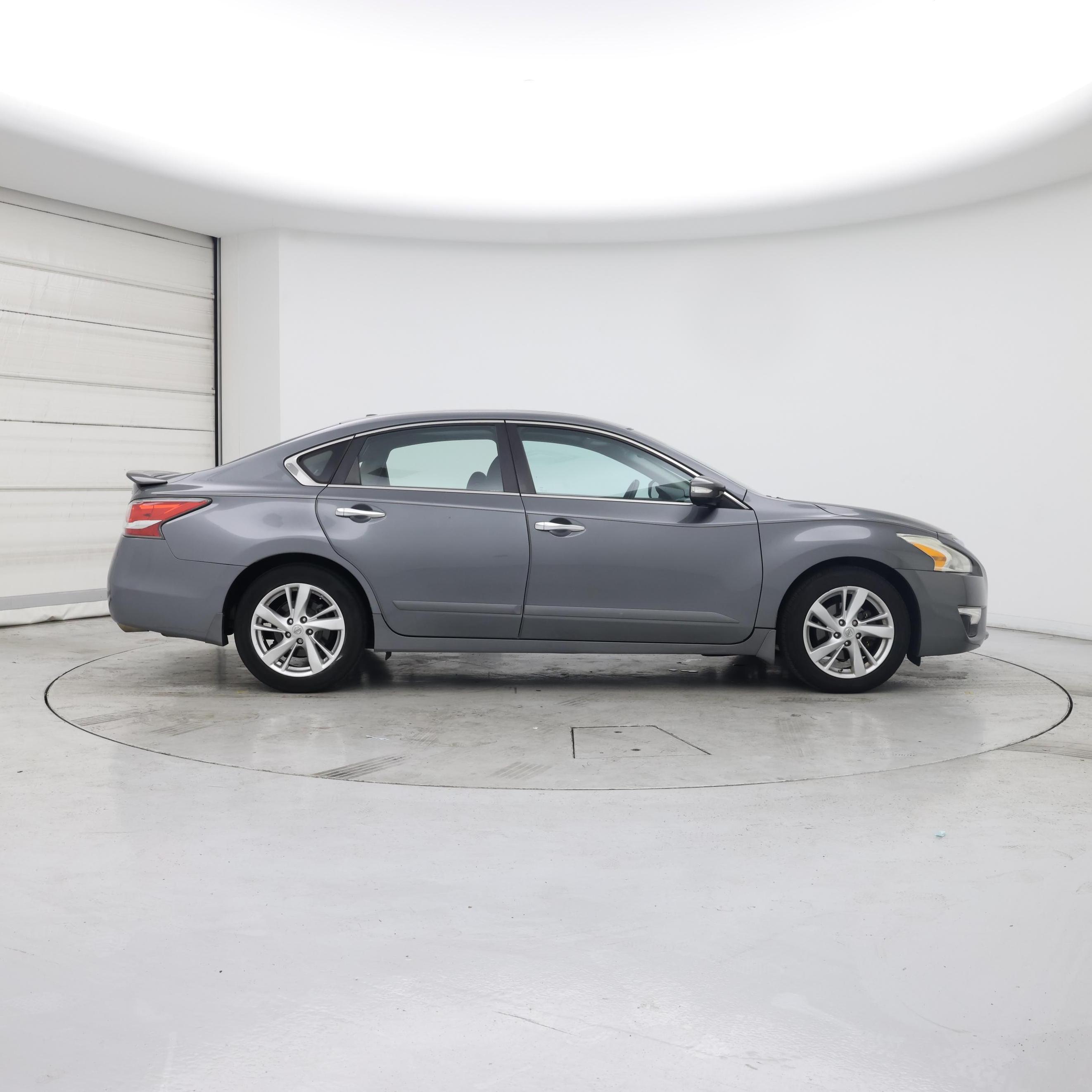 Thumbnail: 2015 Nissan Altima - 7