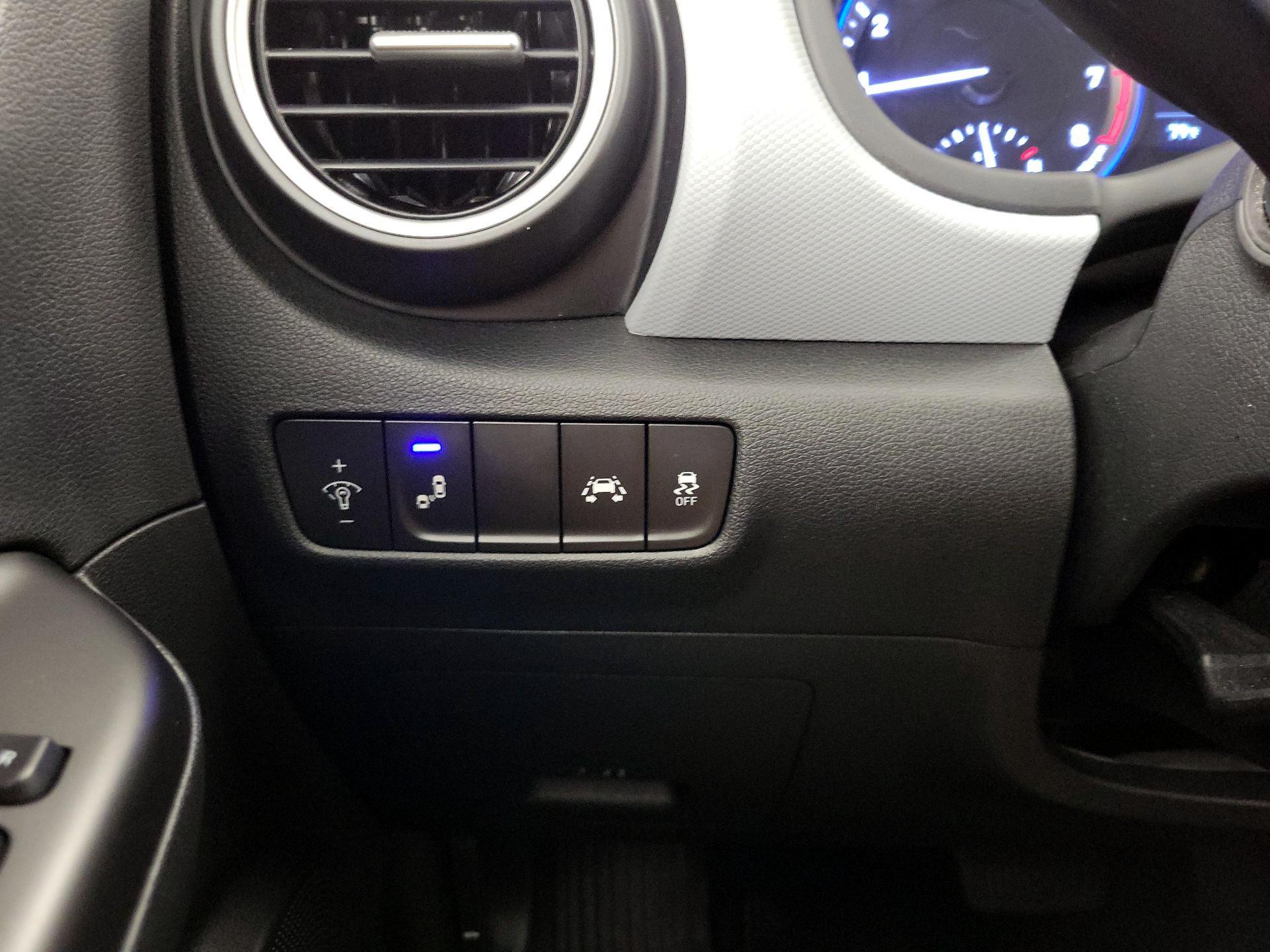 Thumbnail: 2021 Hyundai Kona - 13