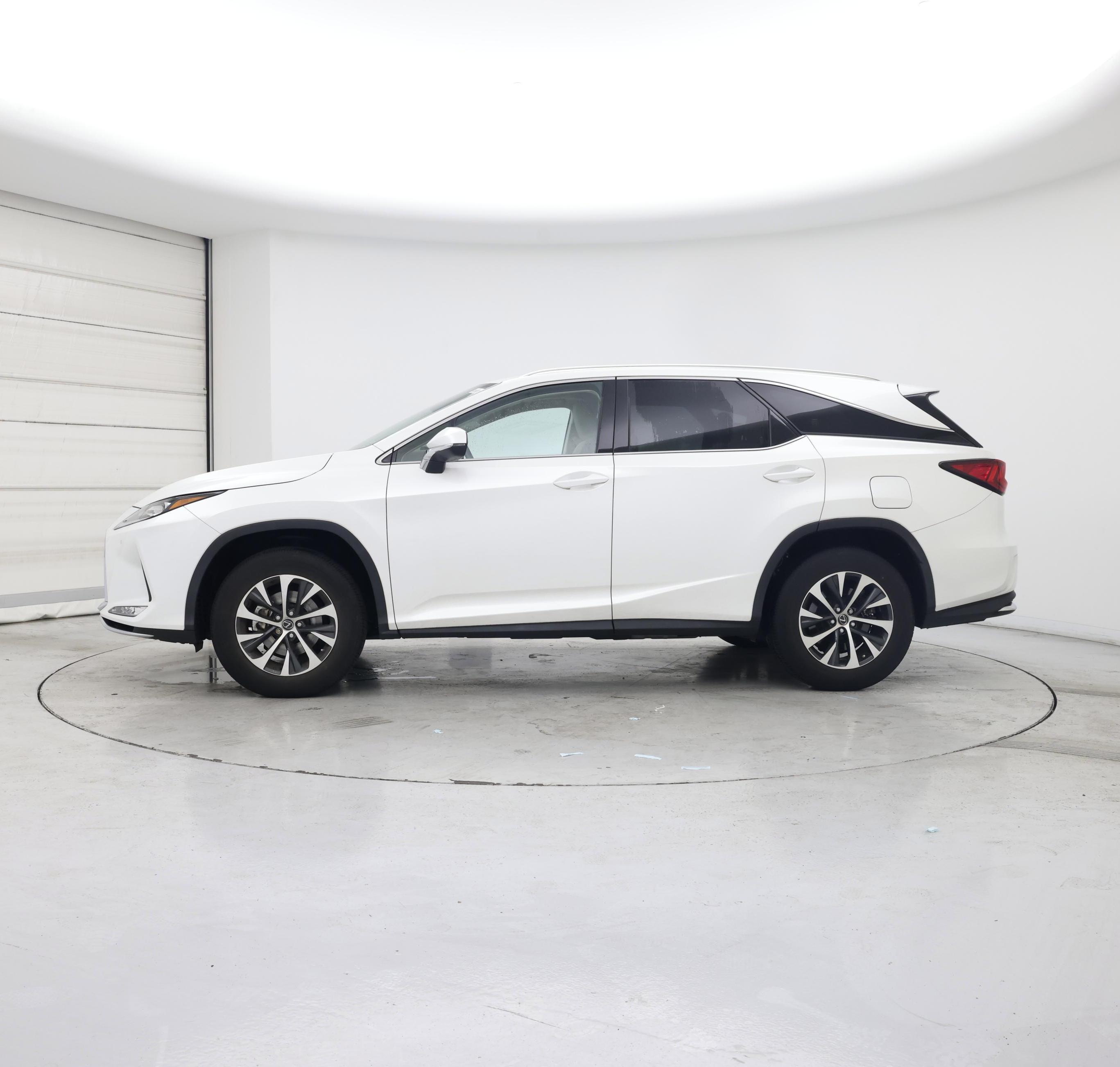 Thumbnail: 2022 Lexus RX - 3
