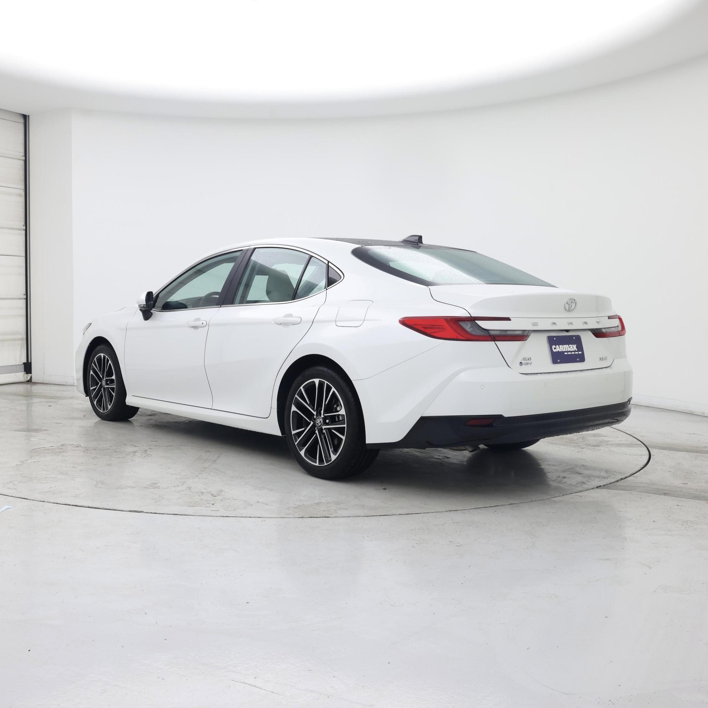 Thumbnail: 2025 Toyota Camry - 2