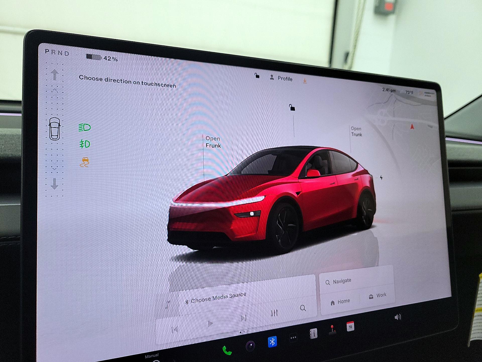 Thumbnail: 2026 Tesla Model Y - 17