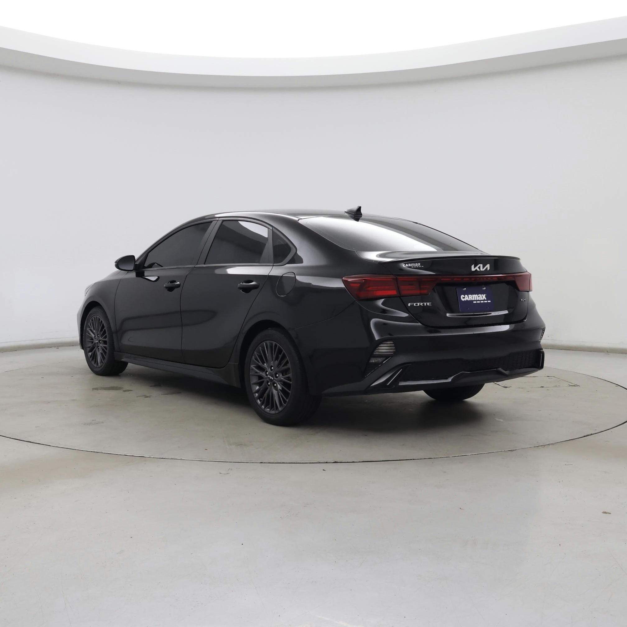 Thumbnail: 2022 Kia Forte - 2