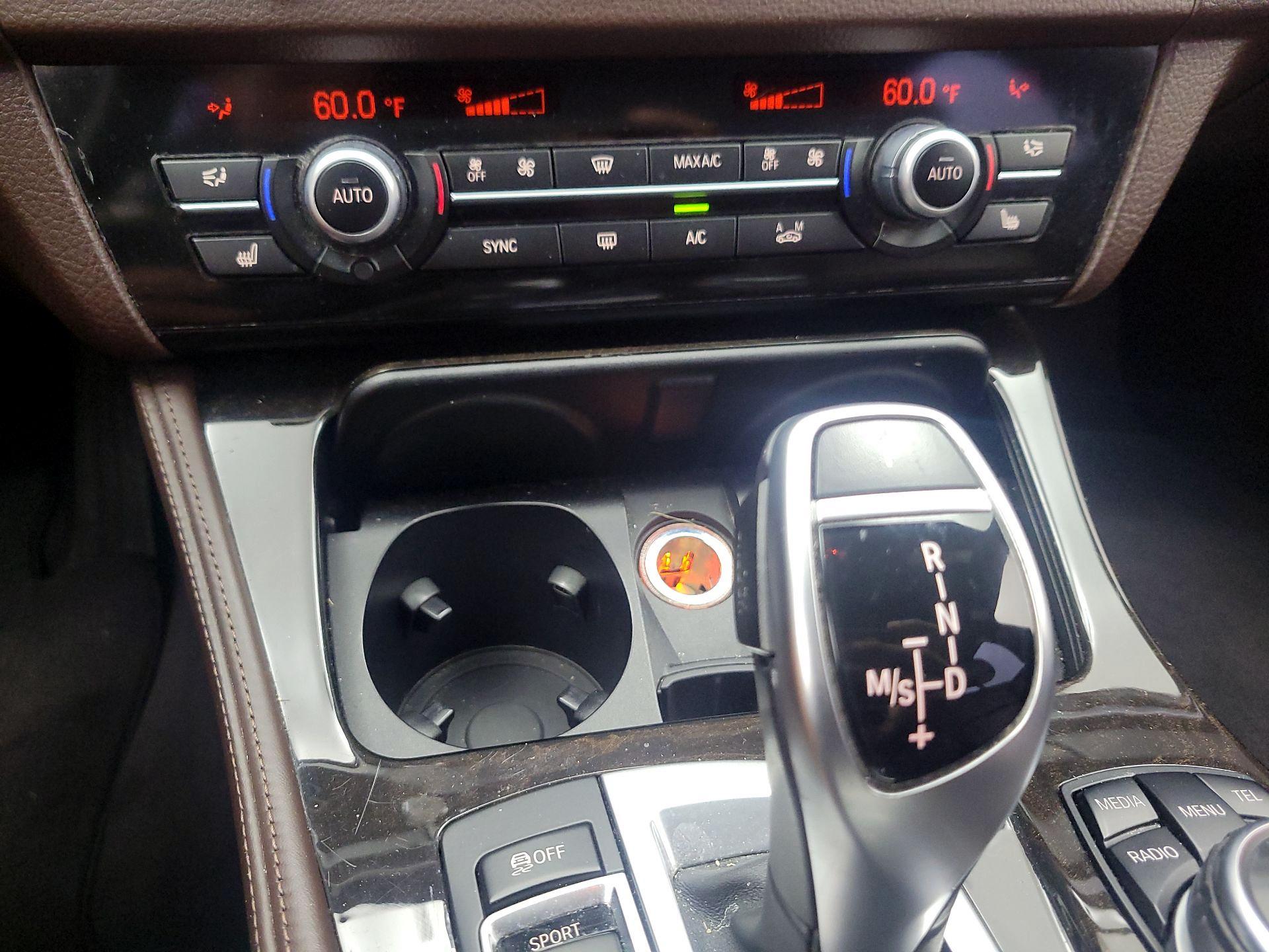 Thumbnail: 2014 BMW 5 Series - 17