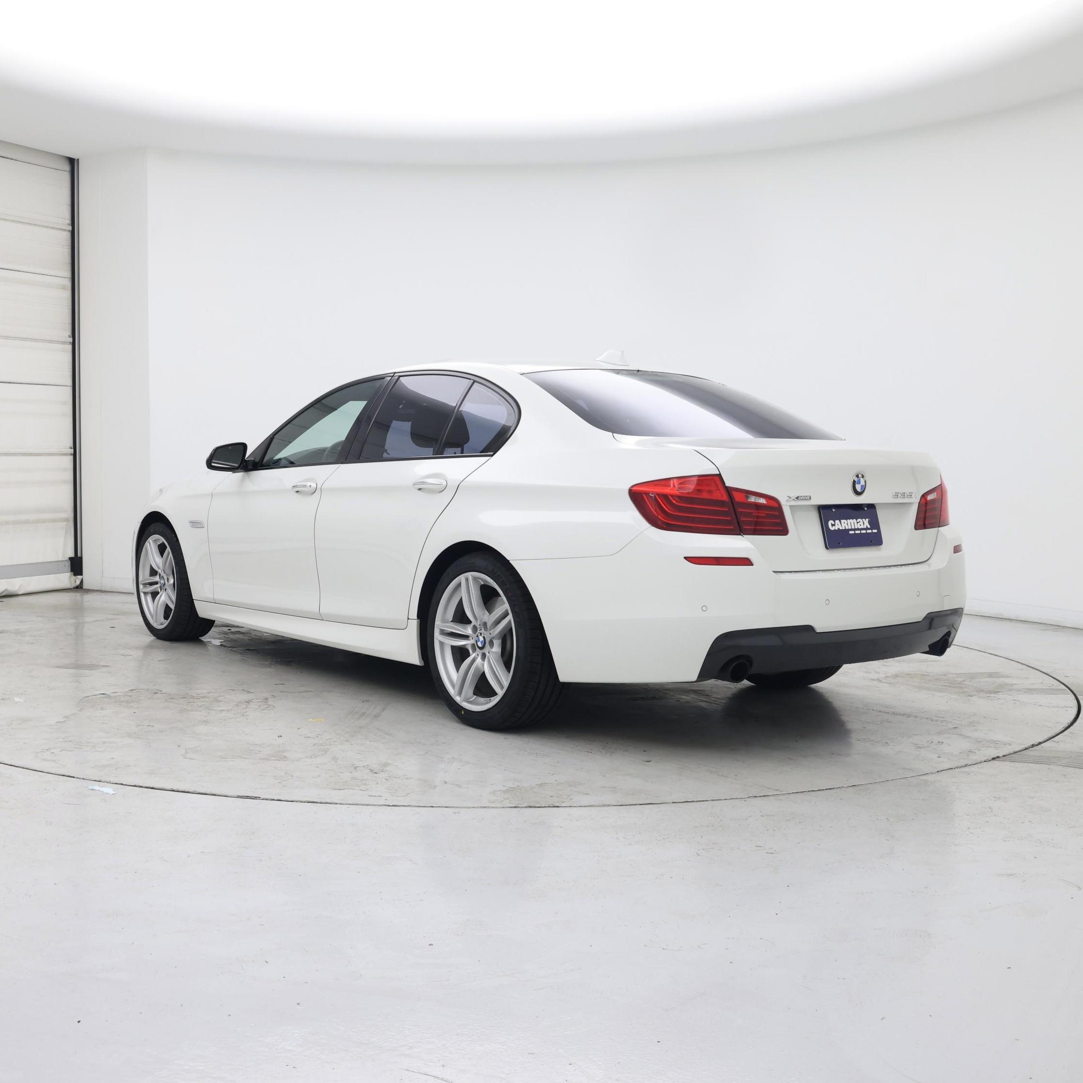 Thumbnail: 2014 BMW 5 Series - 2