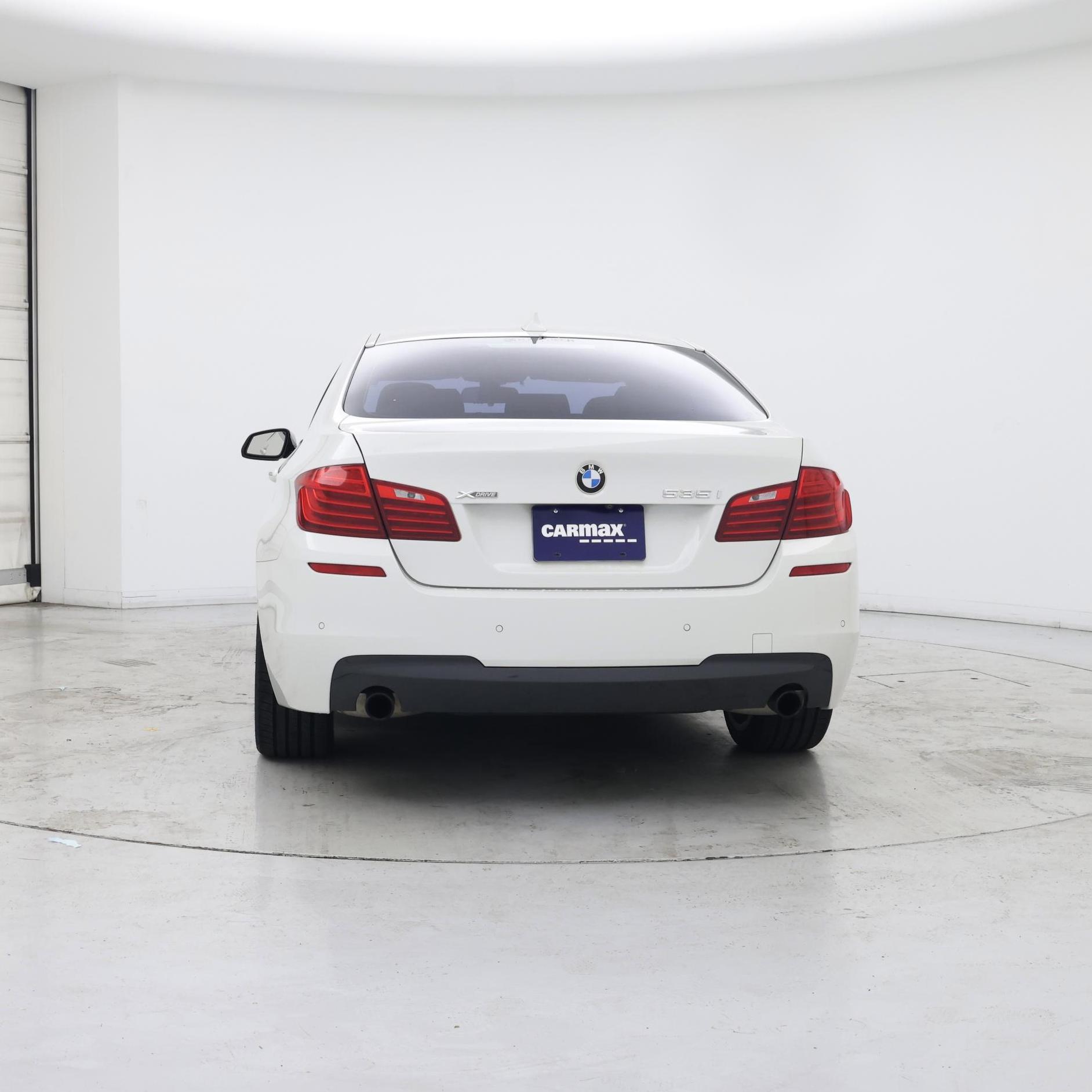 Thumbnail: 2014 BMW 5 Series - 6