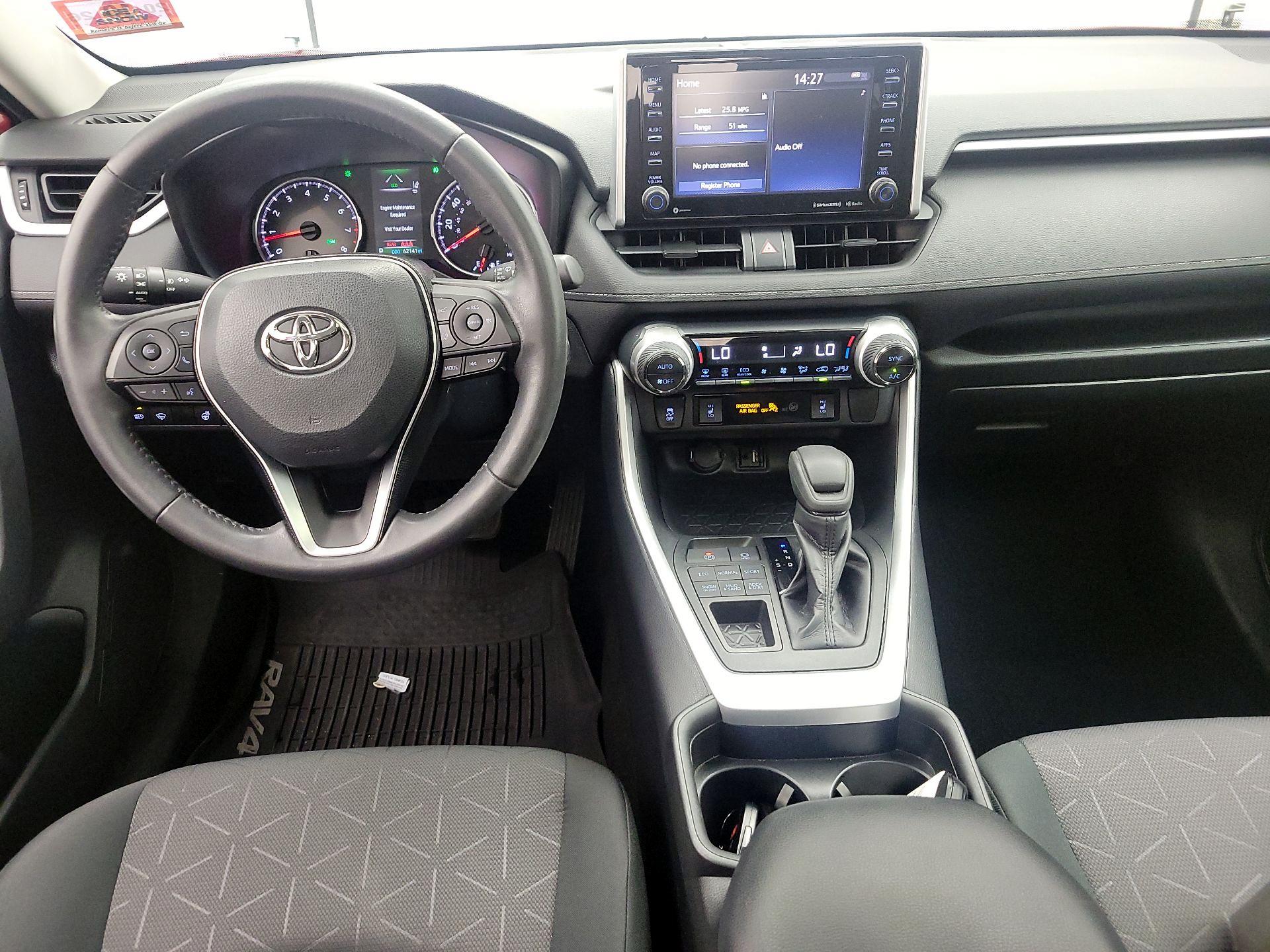 Thumbnail: 2019 Toyota RAV4 - 9