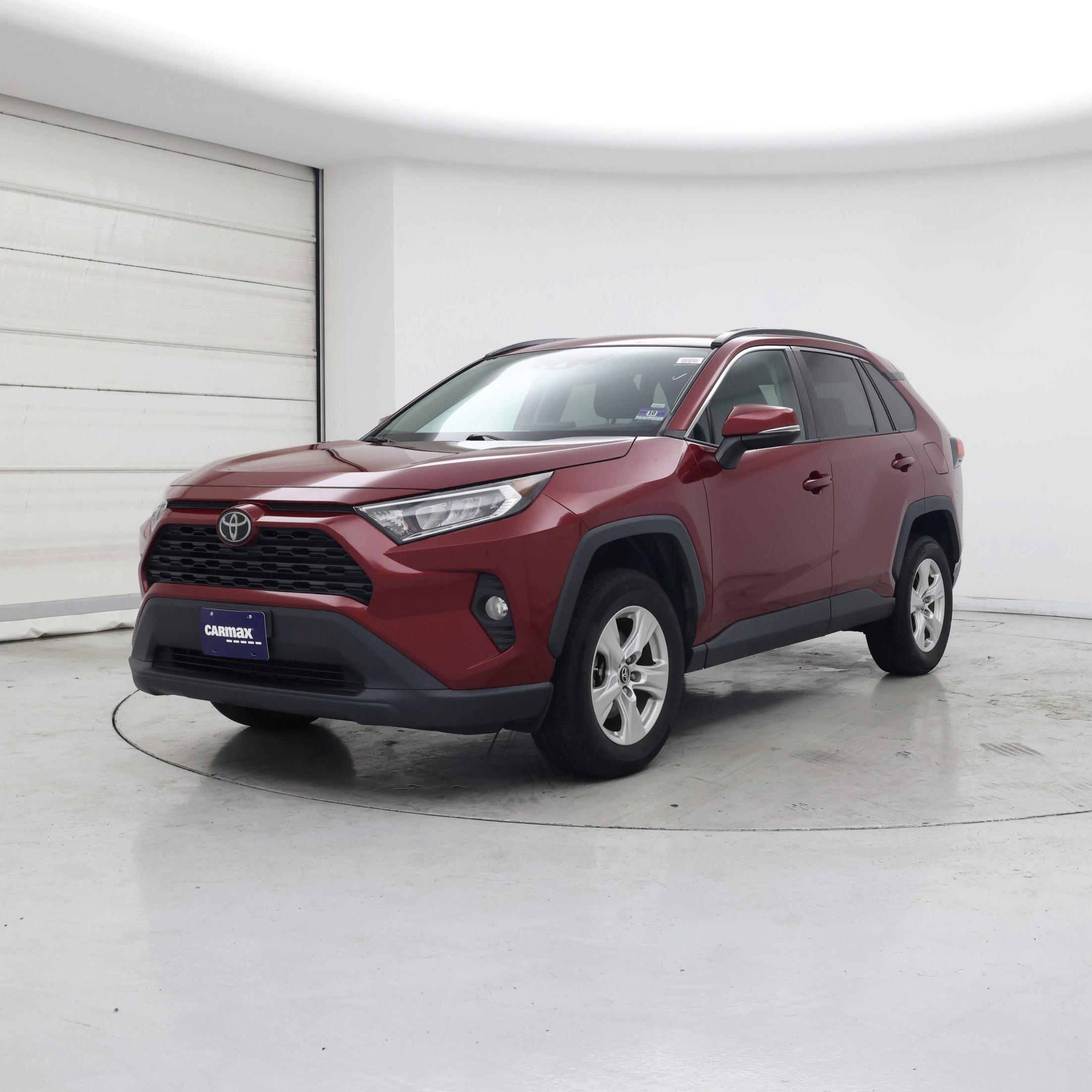 Thumbnail: 2019 Toyota RAV4 - 4