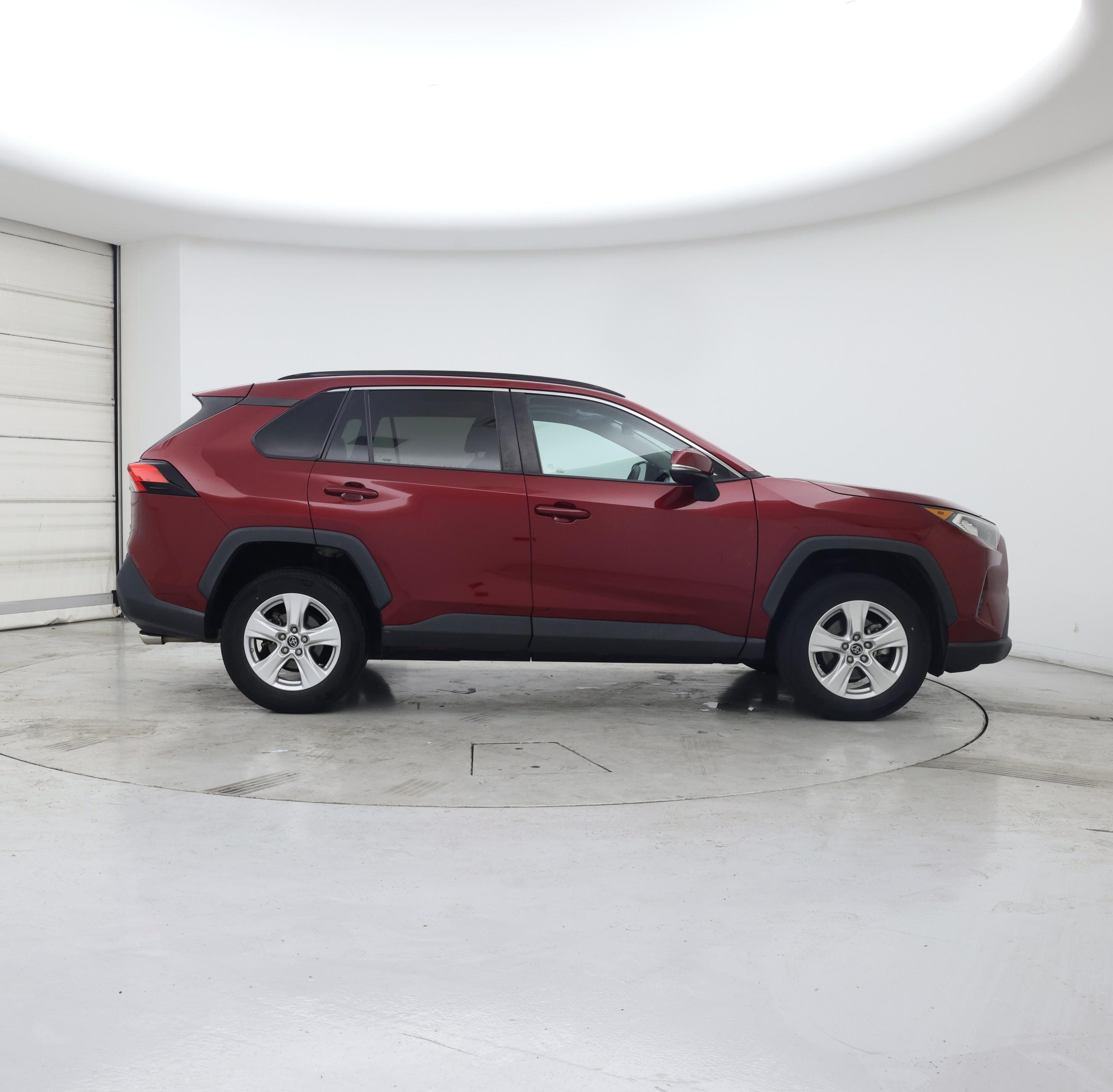 Thumbnail: 2019 Toyota RAV4 - 7
