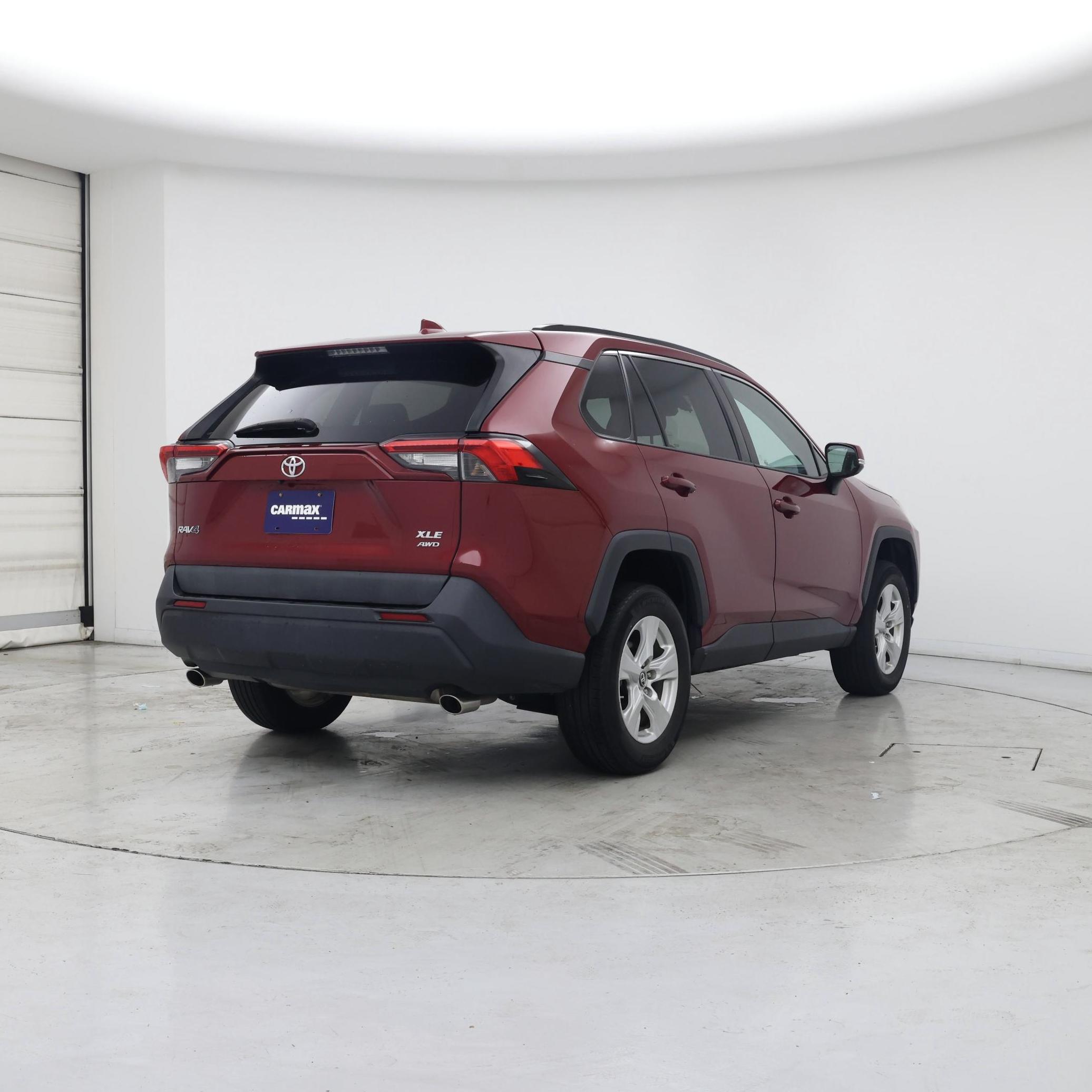 Thumbnail: 2019 Toyota RAV4 - 8