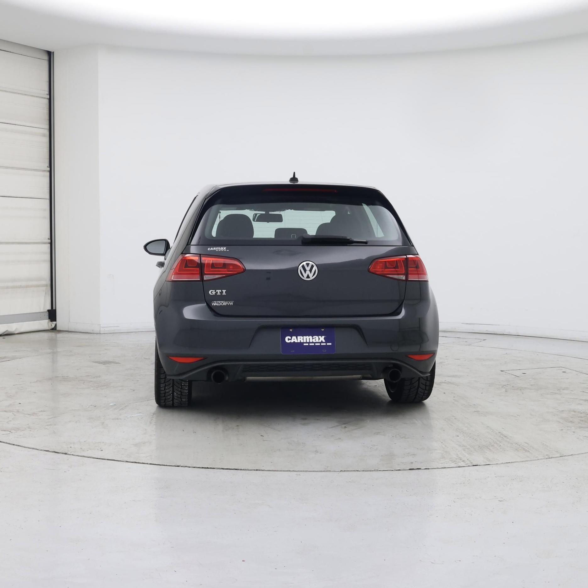 Thumbnail: 2017 Volkswagen Golf - 6