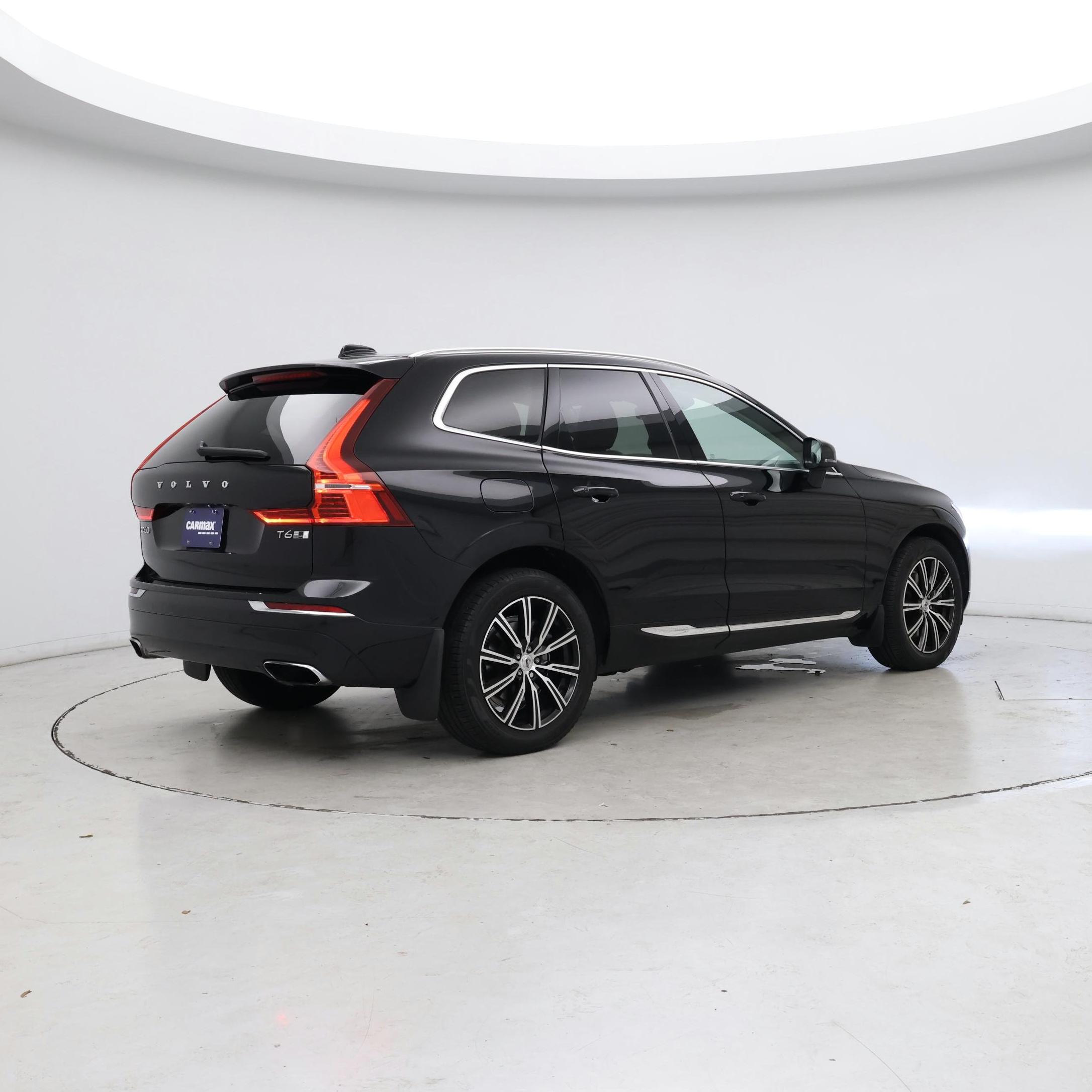 Thumbnail: 2020 Volvo XC60 - 8