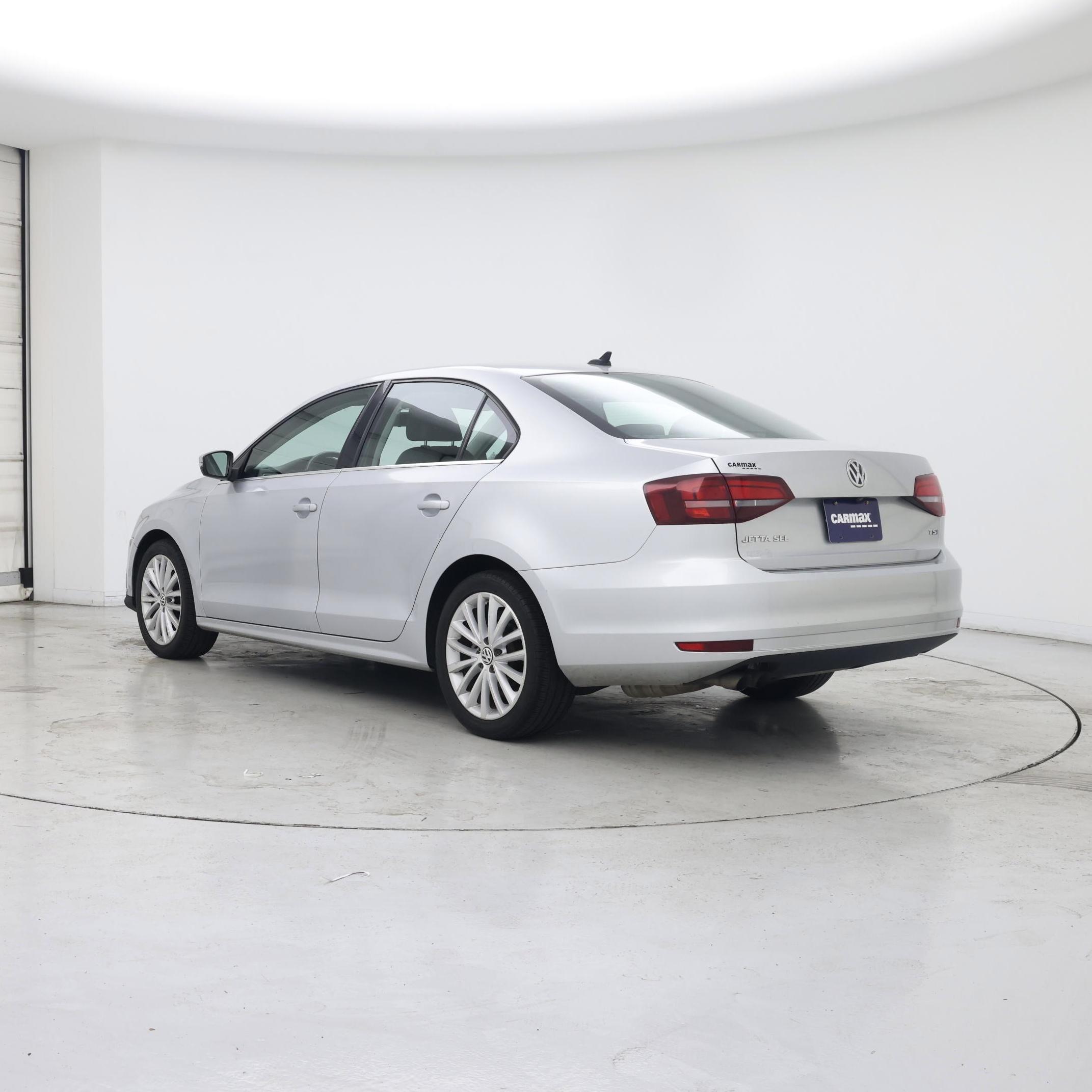 Thumbnail: 2016 Volkswagen Jetta - 2