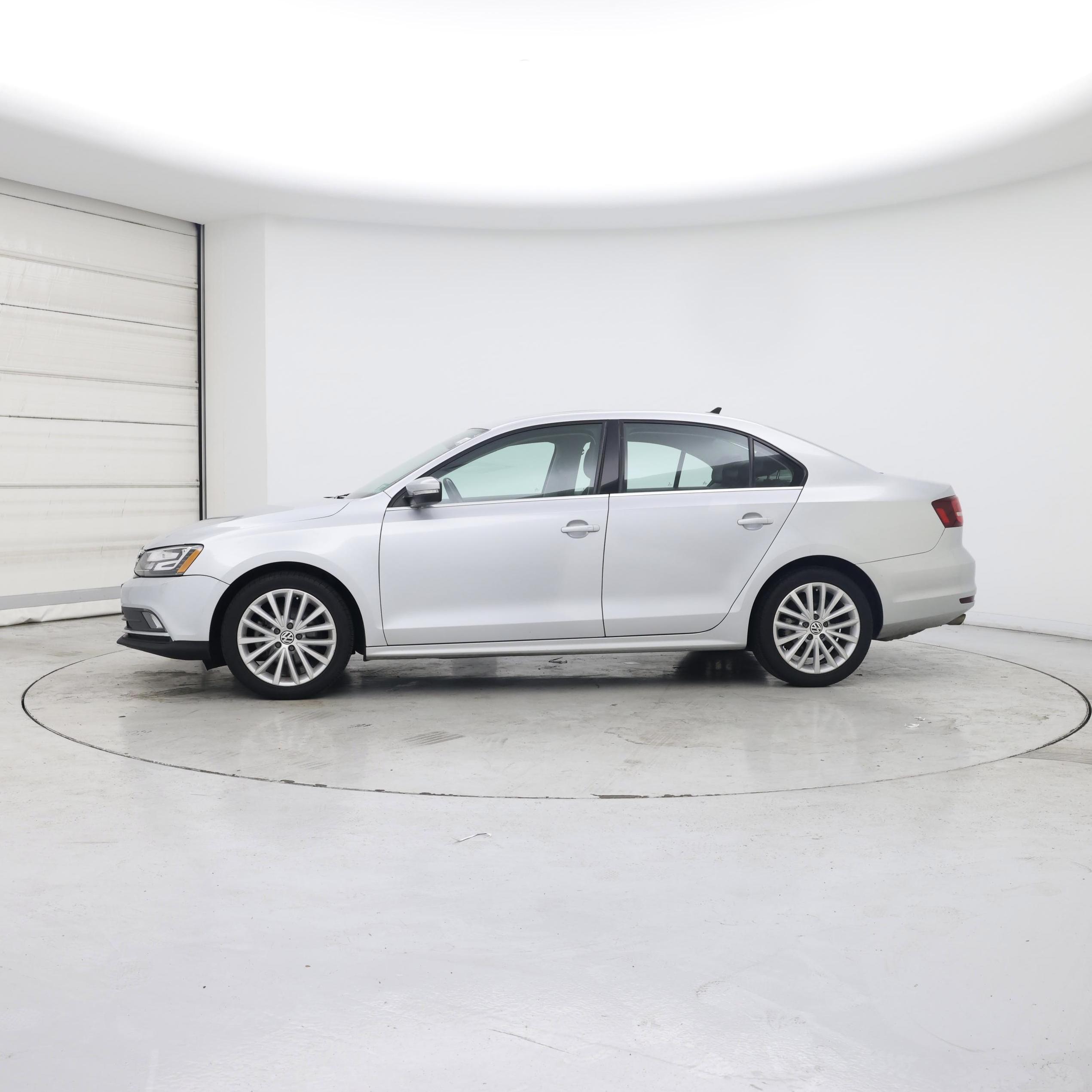 Thumbnail: 2016 Volkswagen Jetta - 3