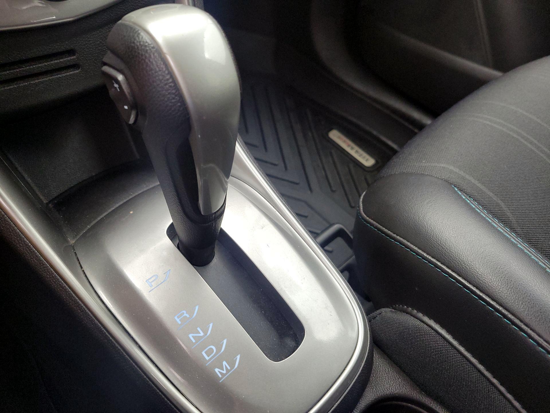 Thumbnail: 2016 Chevrolet Trax - 16