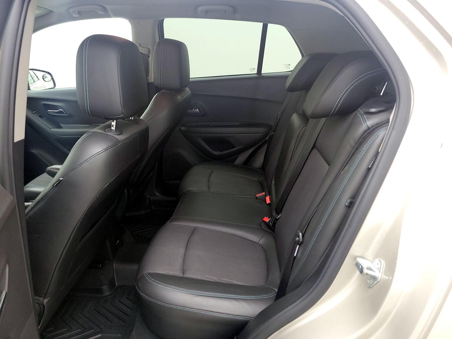 Thumbnail: 2016 Chevrolet Trax - 17