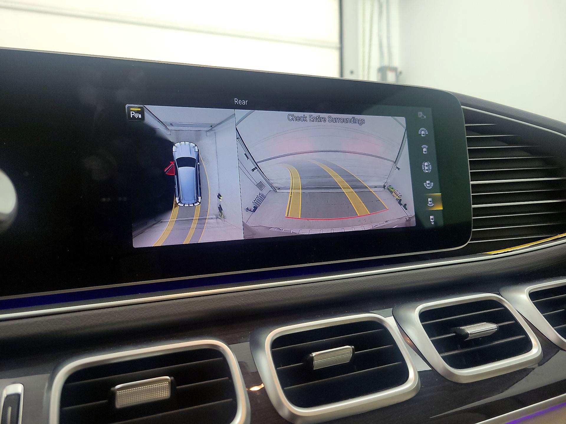 Thumbnail: 2020 Mercedes-Benz GLS - 14