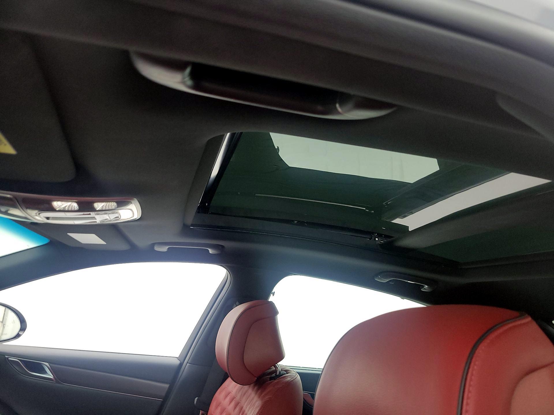 Thumbnail: 2023 Genesis G80 - 19