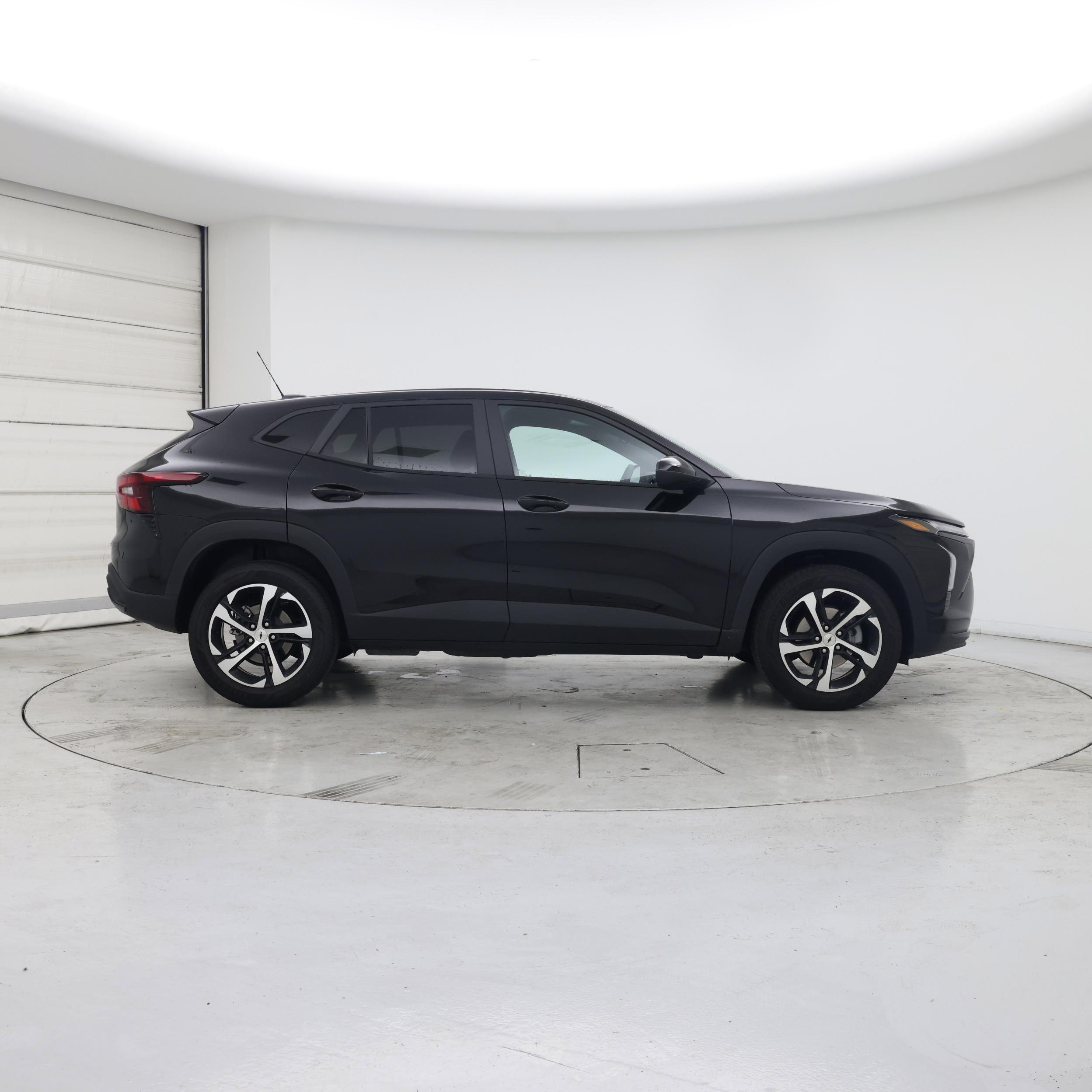 Thumbnail: 2025 Chevrolet Trax - 7