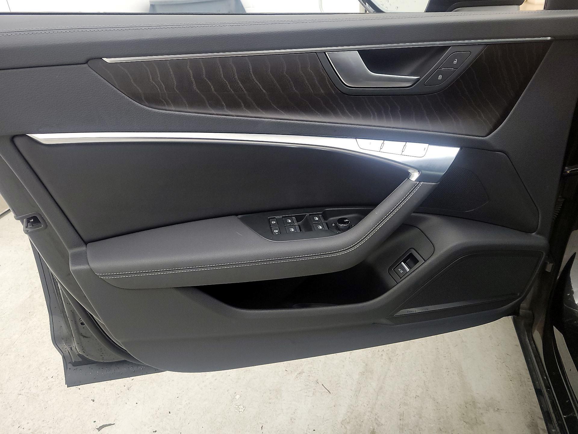 Thumbnail: 2021 Audi A6 - 12