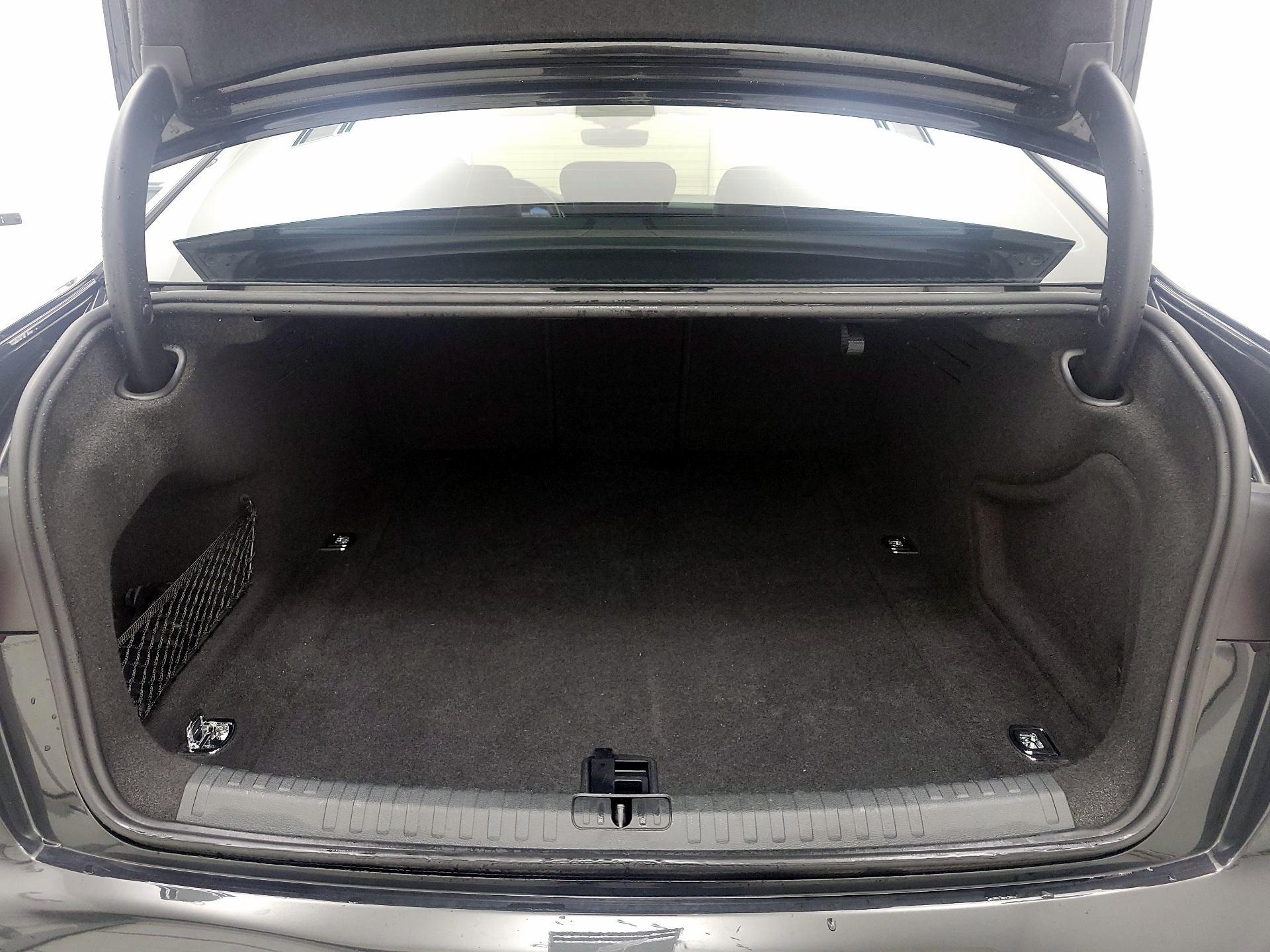 Thumbnail: 2021 Audi A6 - 19