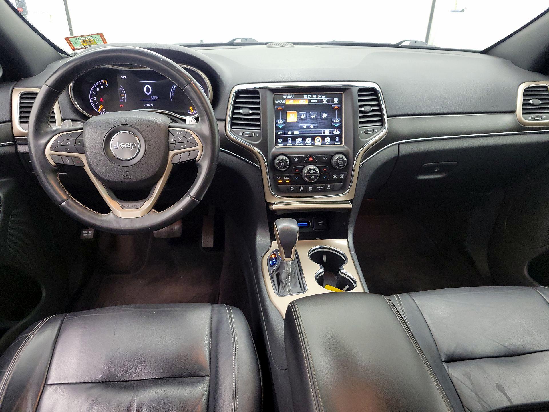 Thumbnail: 2016 Jeep Grand Cherokee - 9